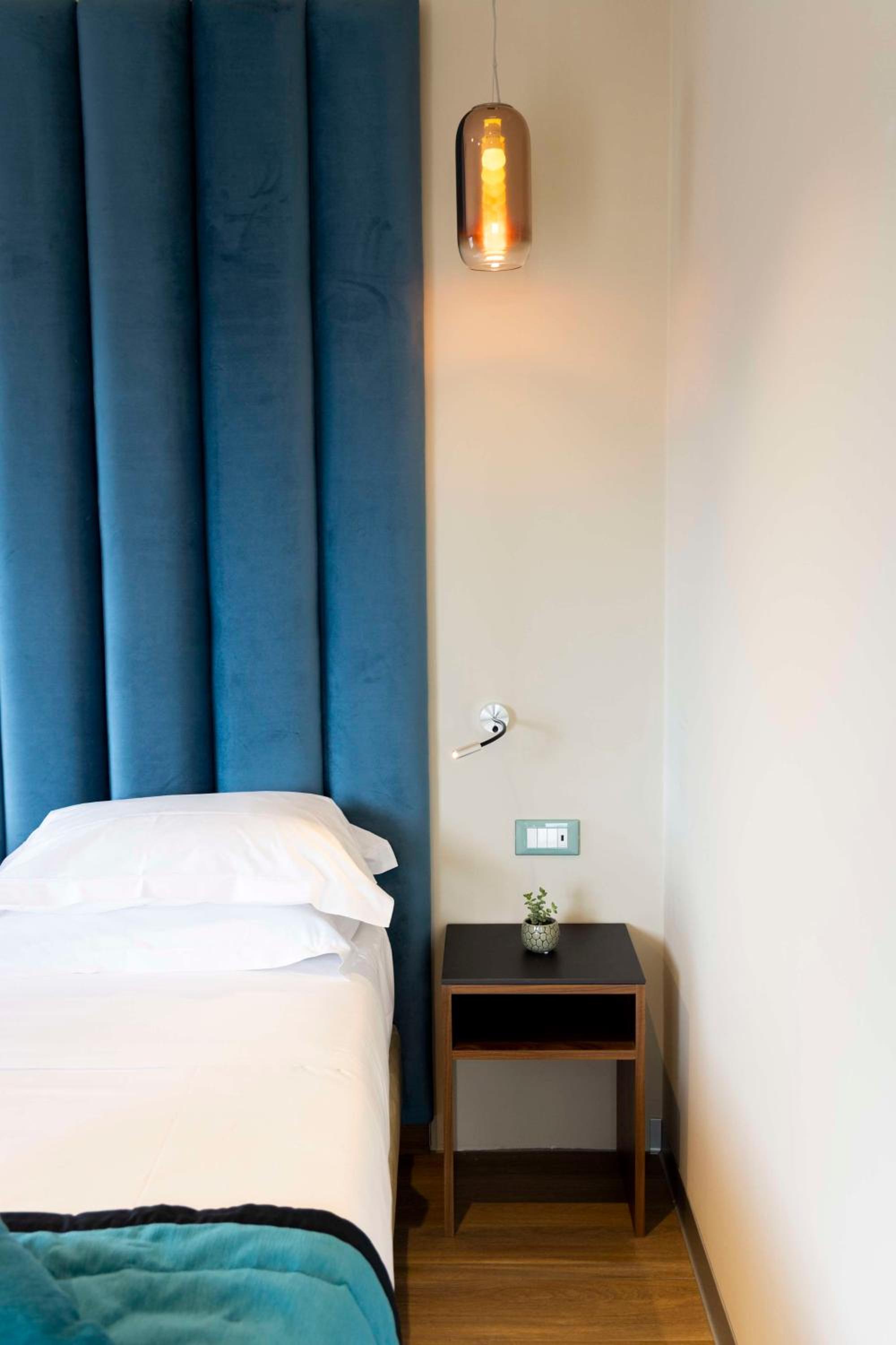 King Junior Suite with Balcony - Photo 2