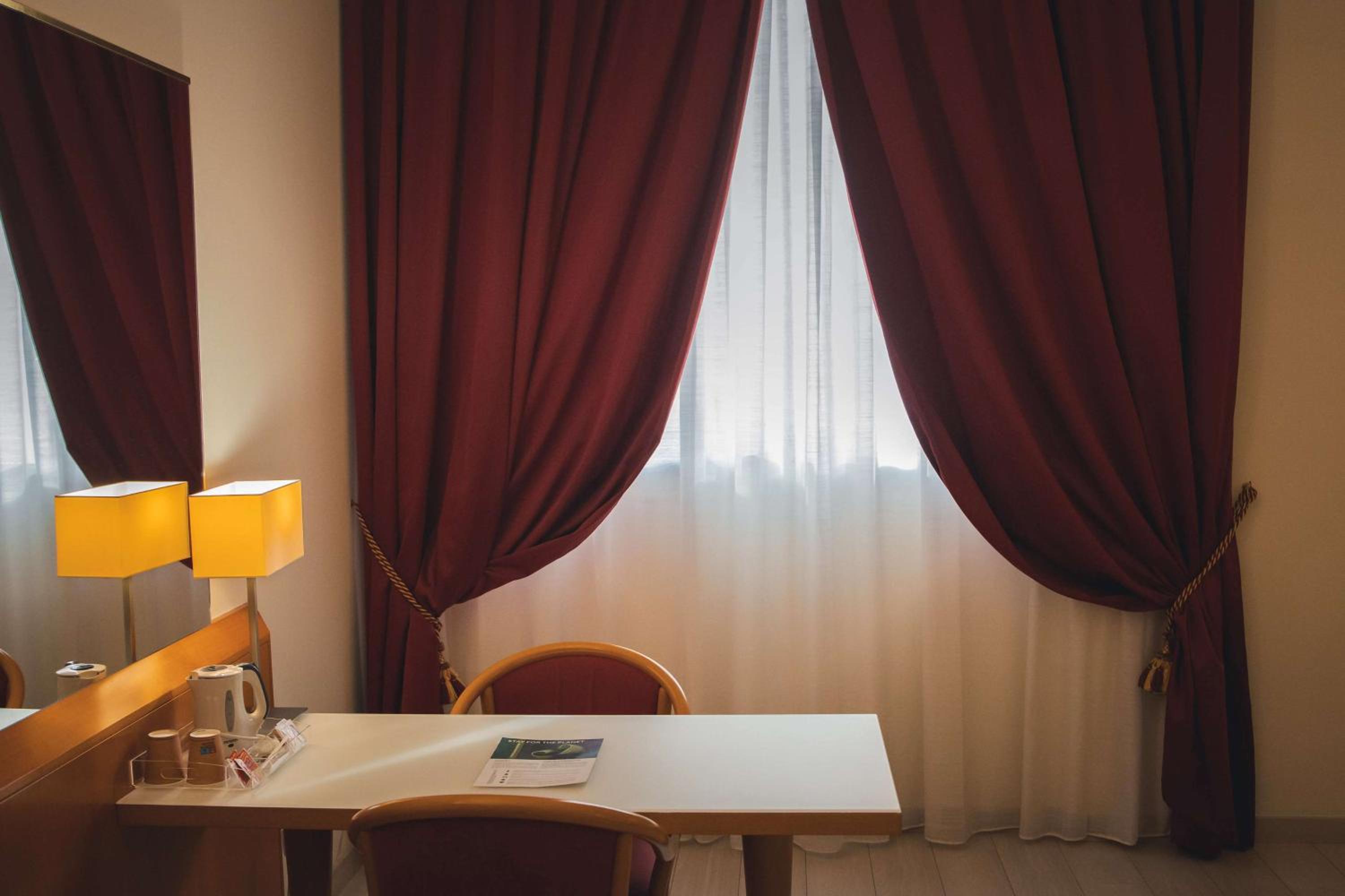 Standard Queen Room - Photo 3