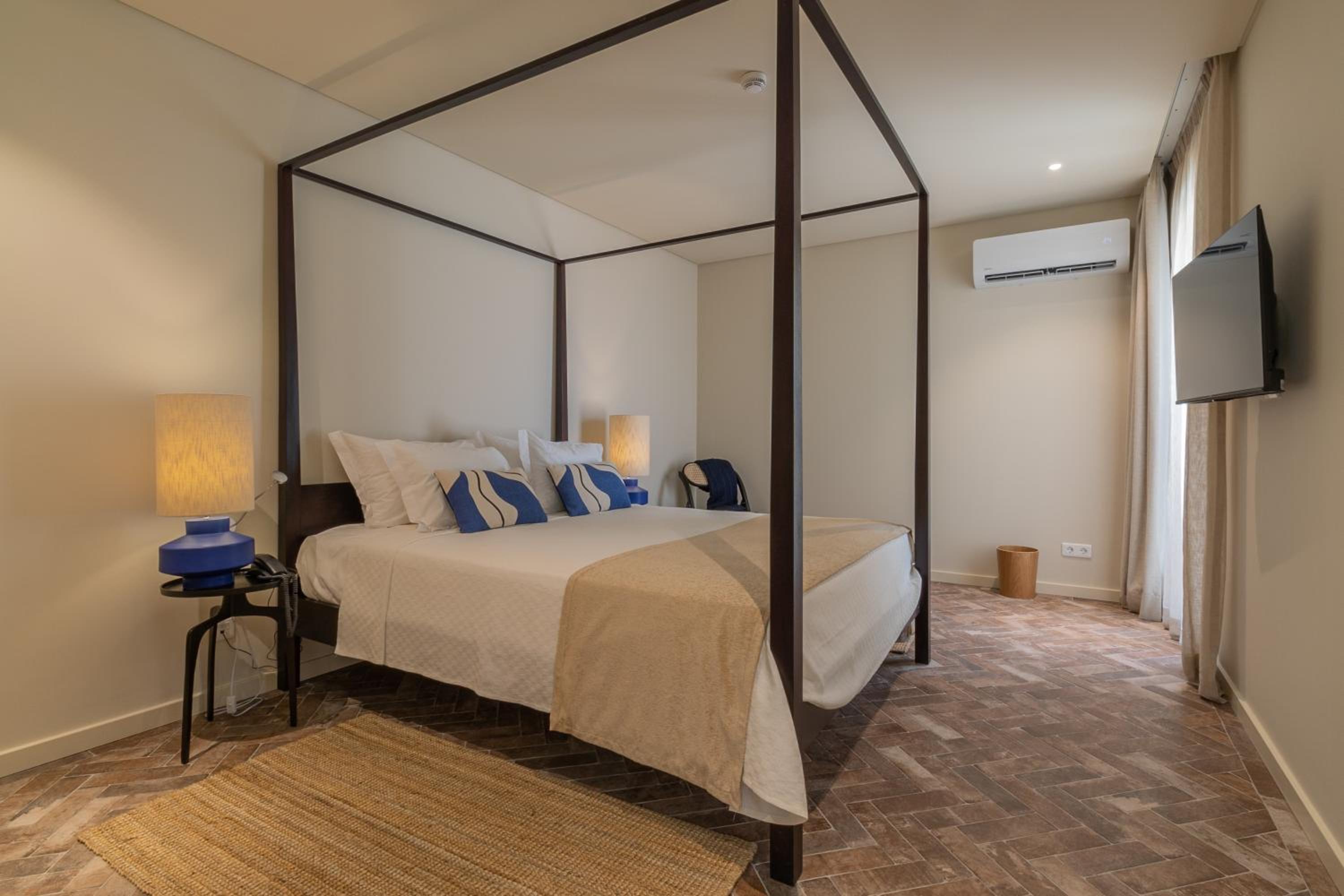 Superior Double Room - Photo 3