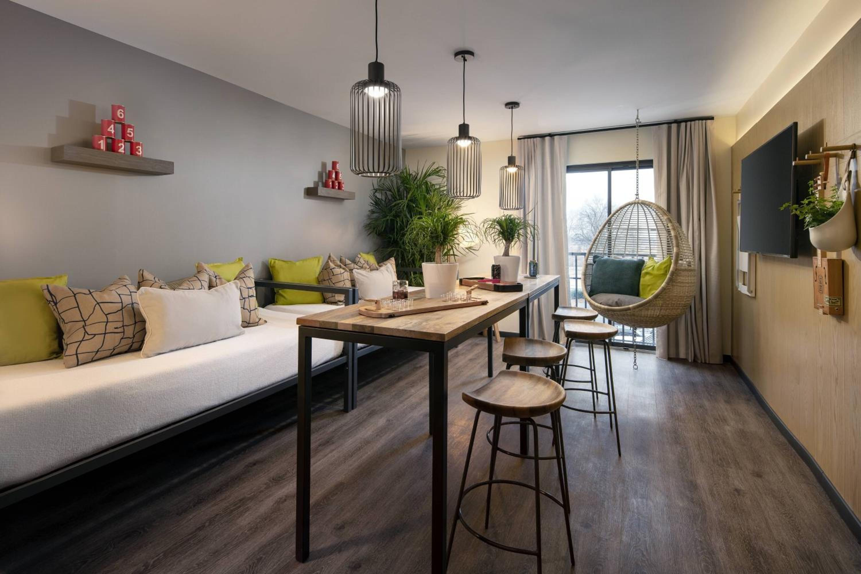 One-Bedroom King Suite with Two Specialty Beds
