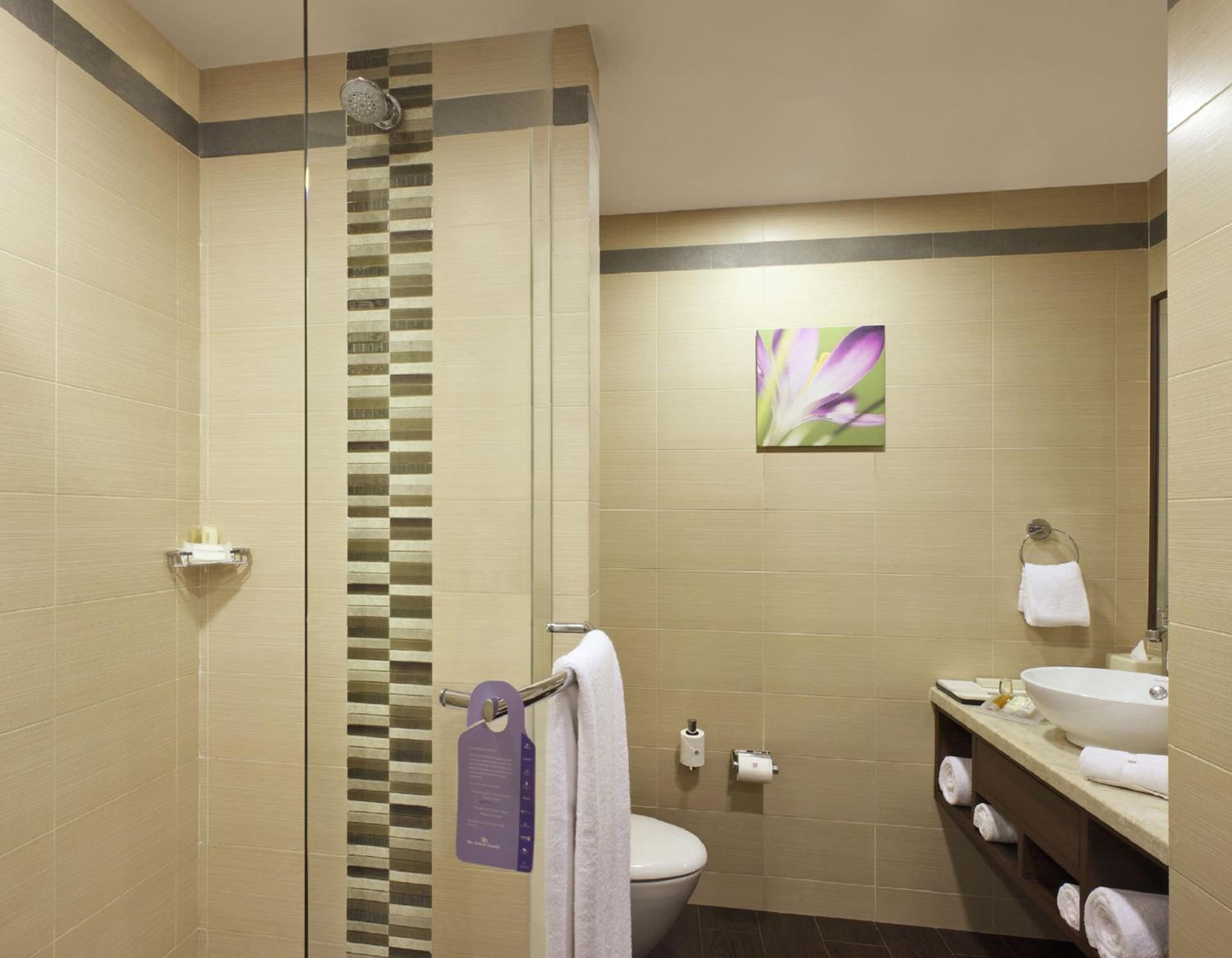 Premium Twin Room - Photo 3