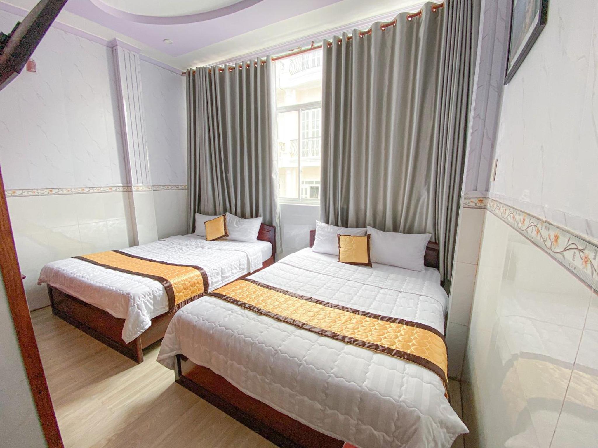 Quadruple Room - Photo 4