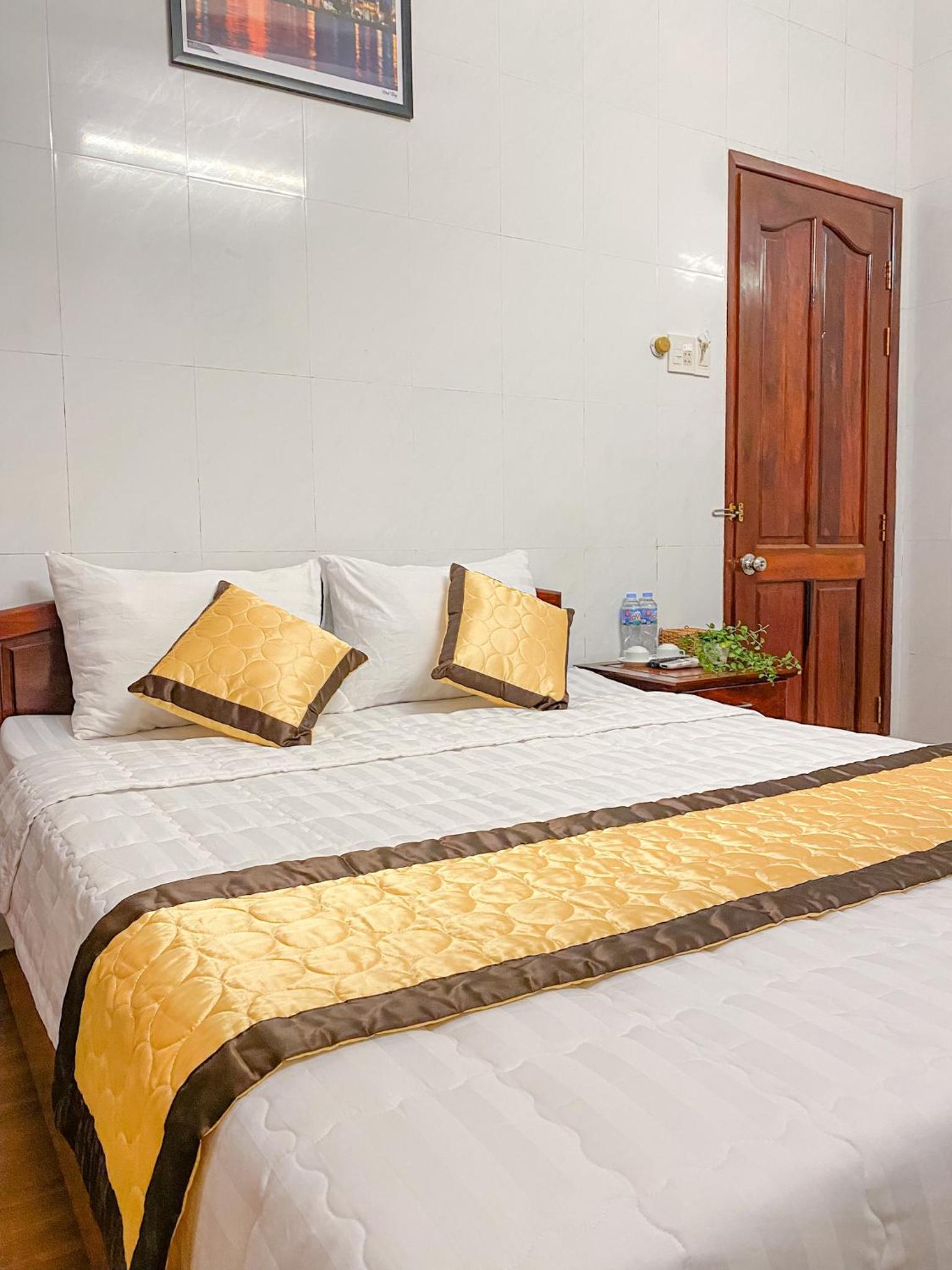 Small Double Room - Photo 5