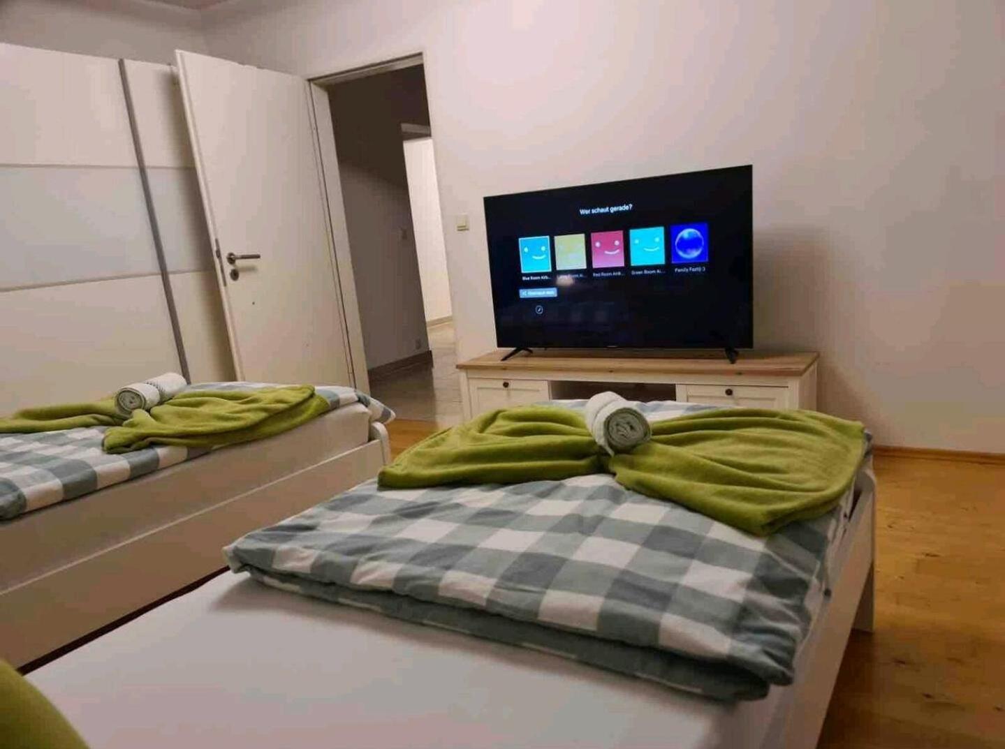 Apartment with Balcony photo 3