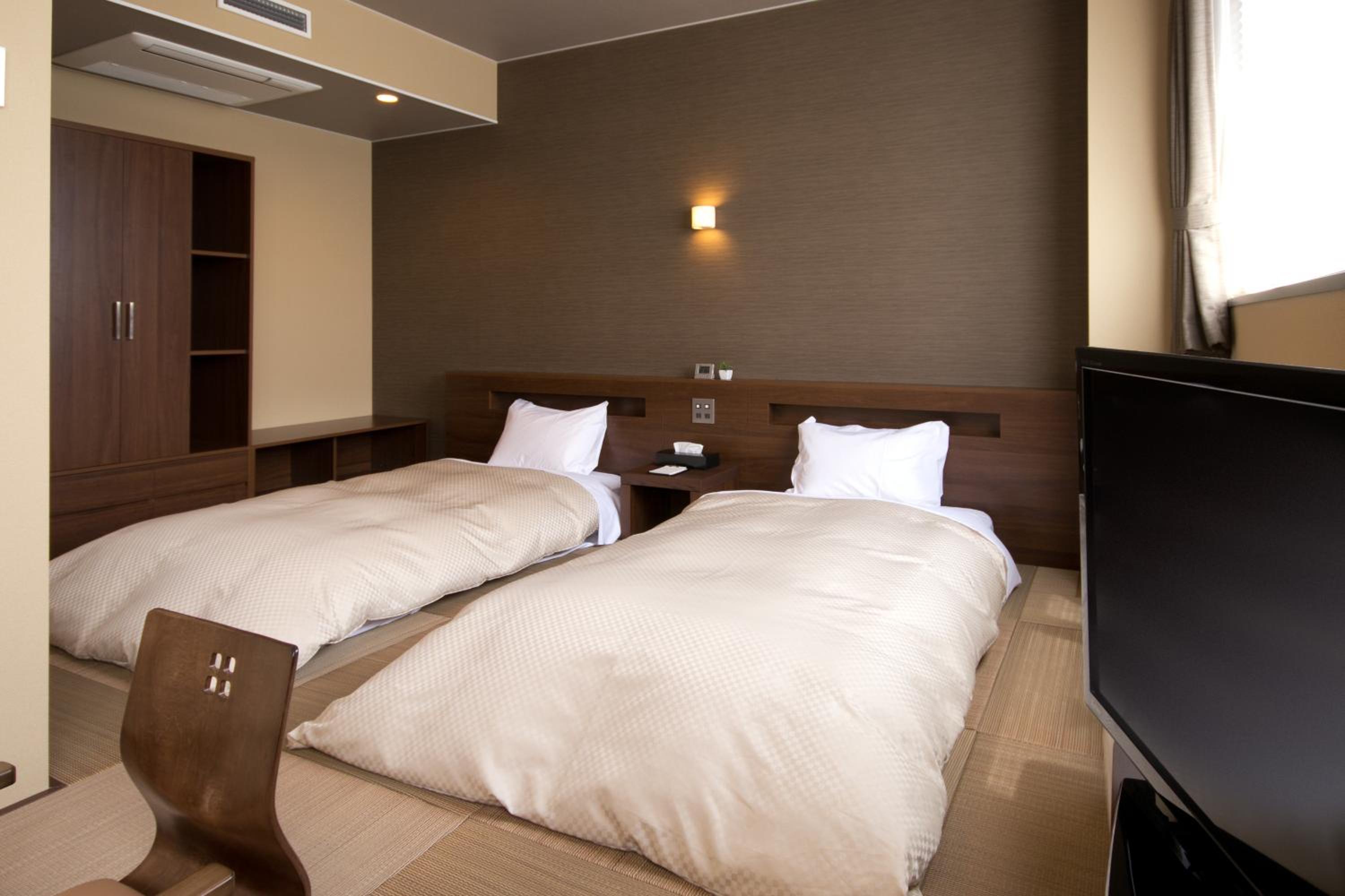 Standard Twin Room With Bathtub - Non Smoking
