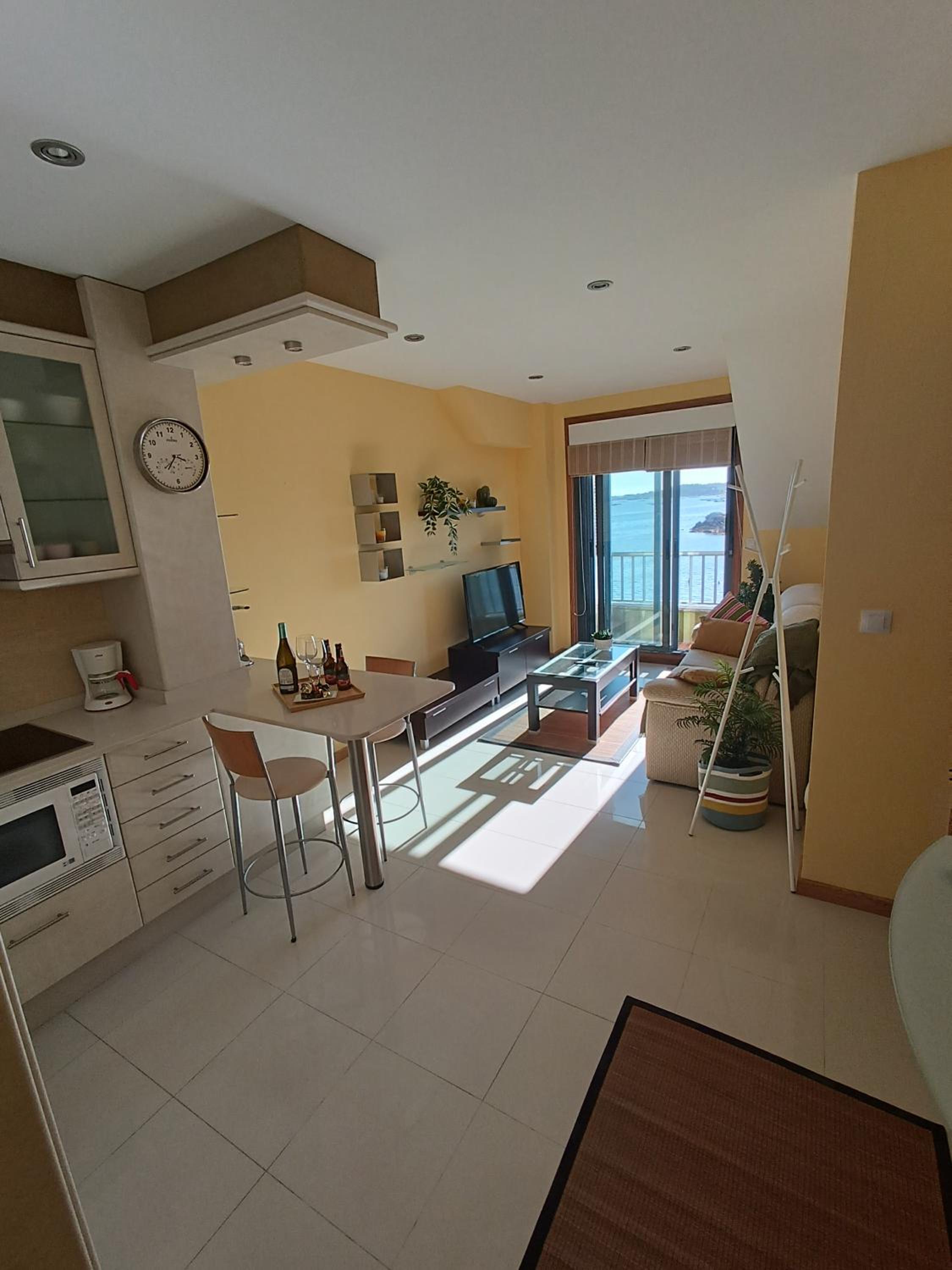 Apartamento con vista al mar