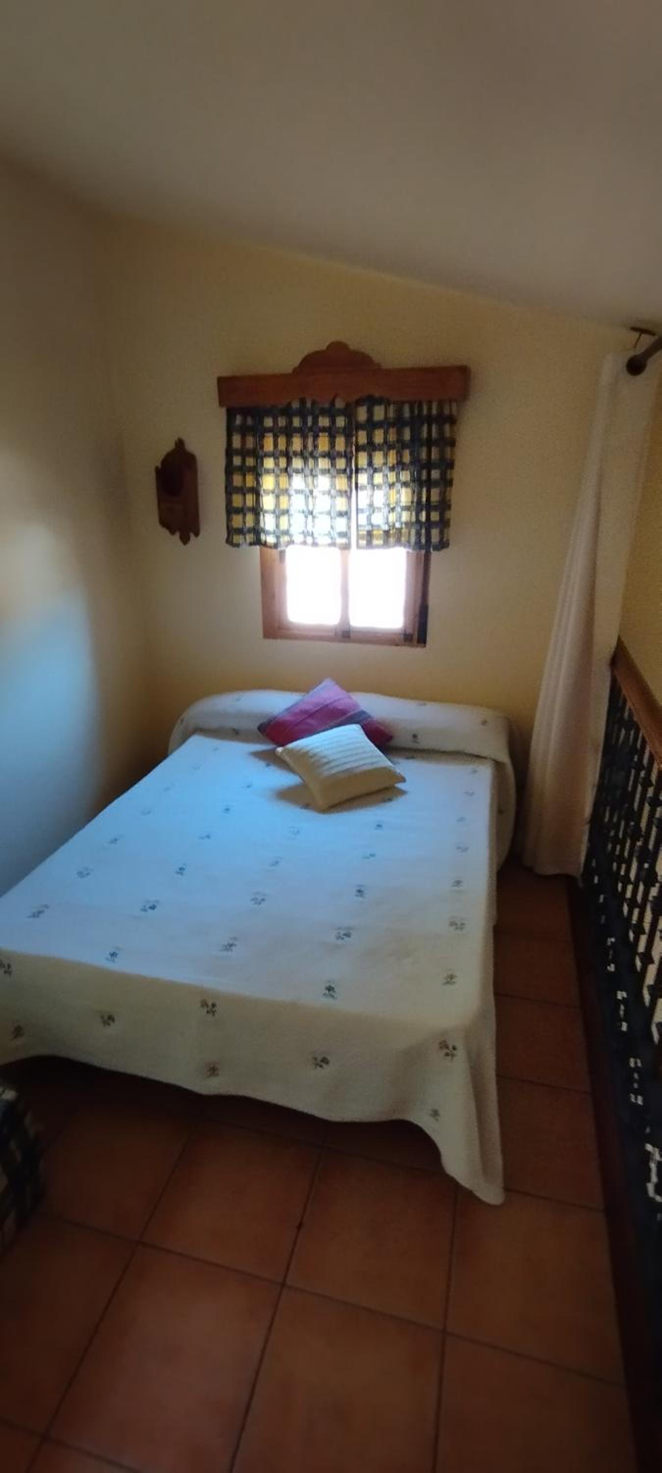 Three-Bedroom House photo 3