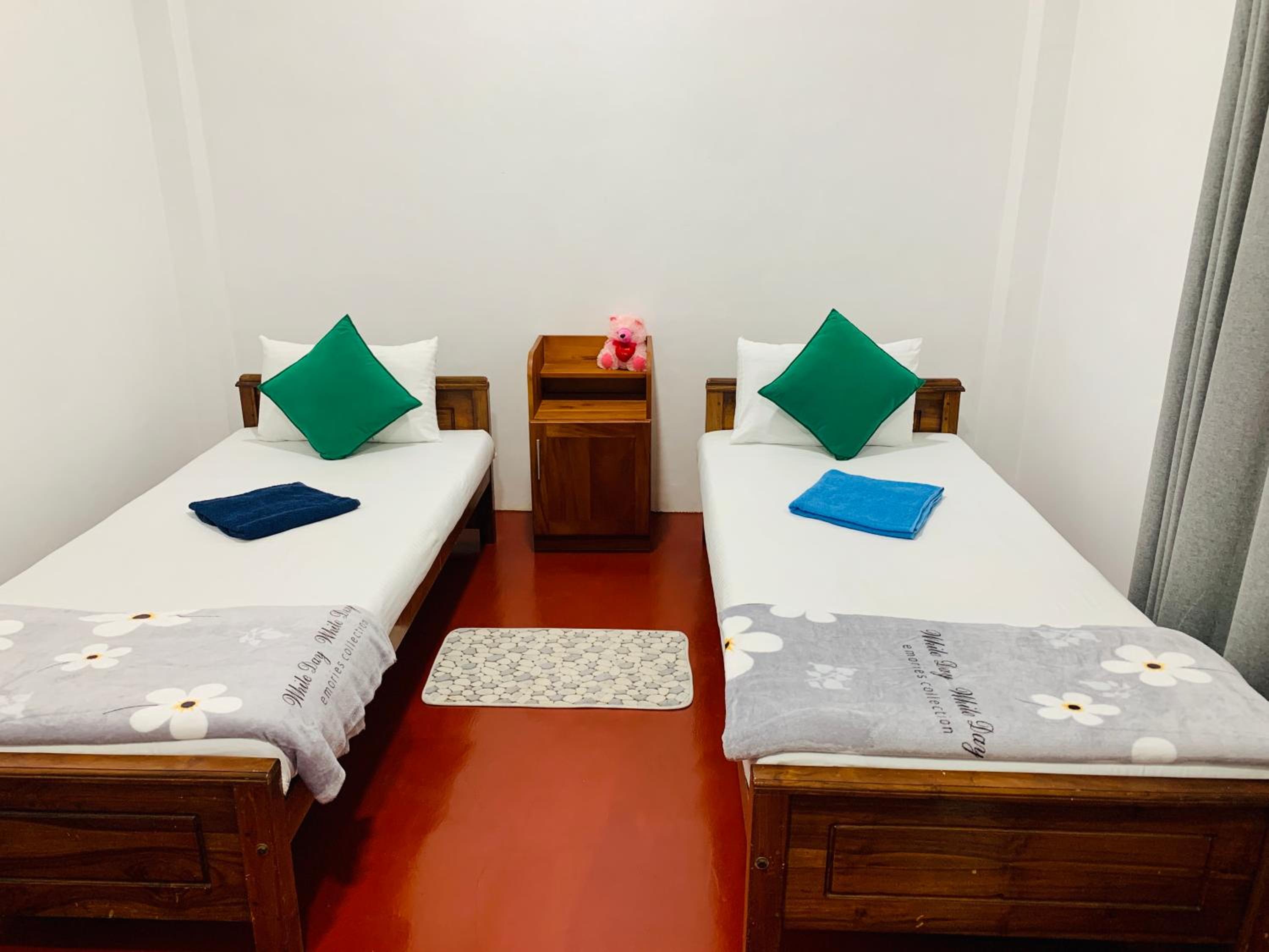 Twin Room with Balcony photo 3