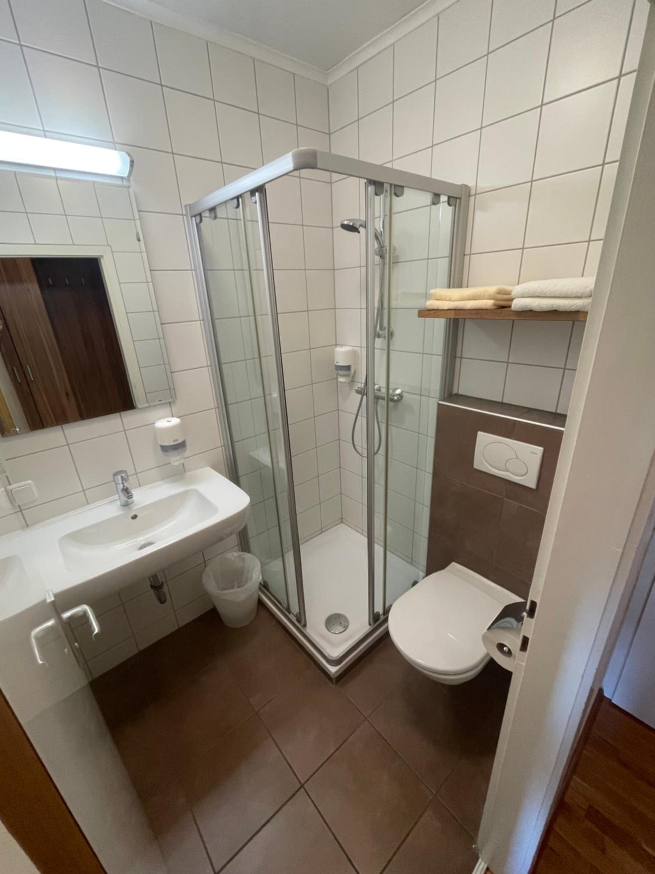 Double or Twin Room with Balcony photo 2