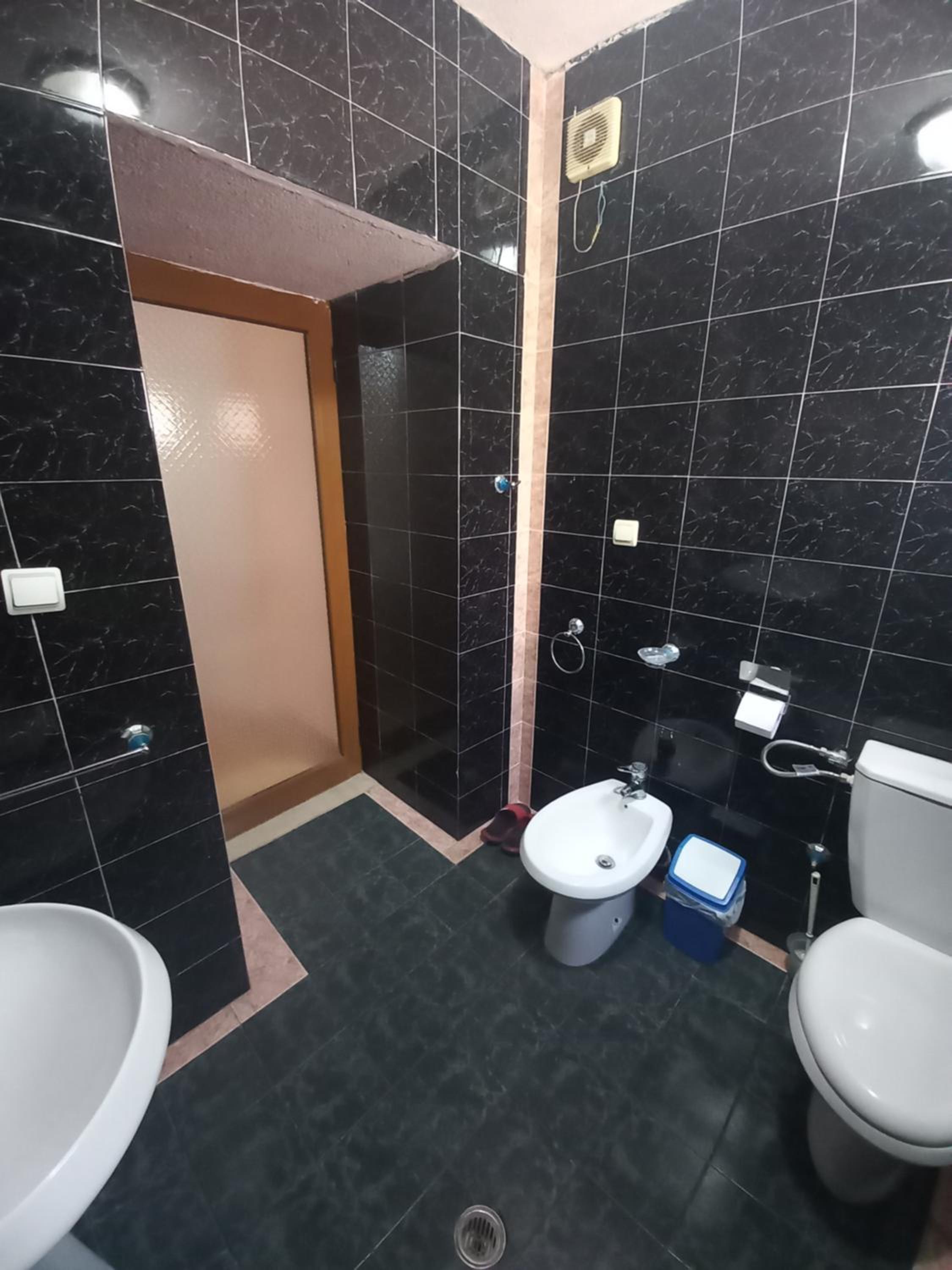 Deluxe Double Room with Shower photo 3