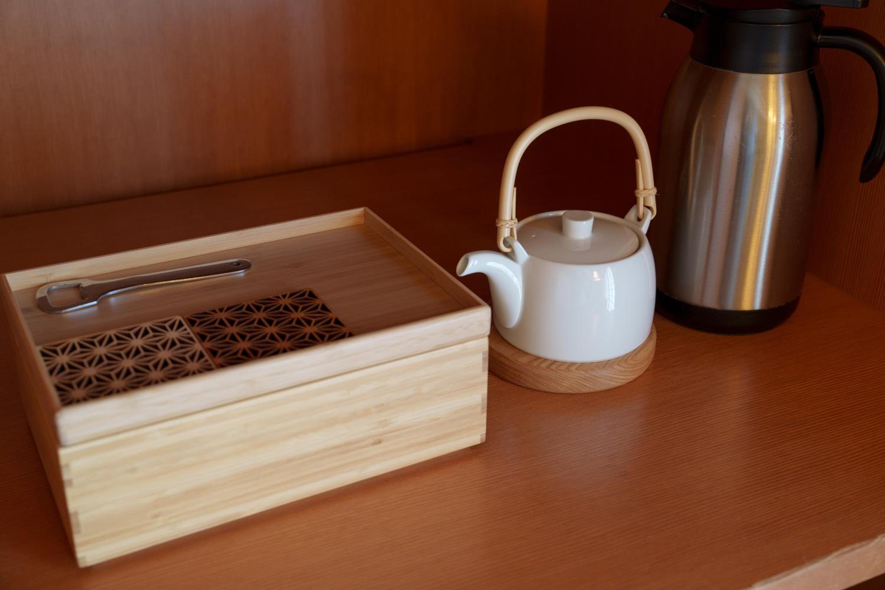 Twin Room - Non-Smoking photo 3