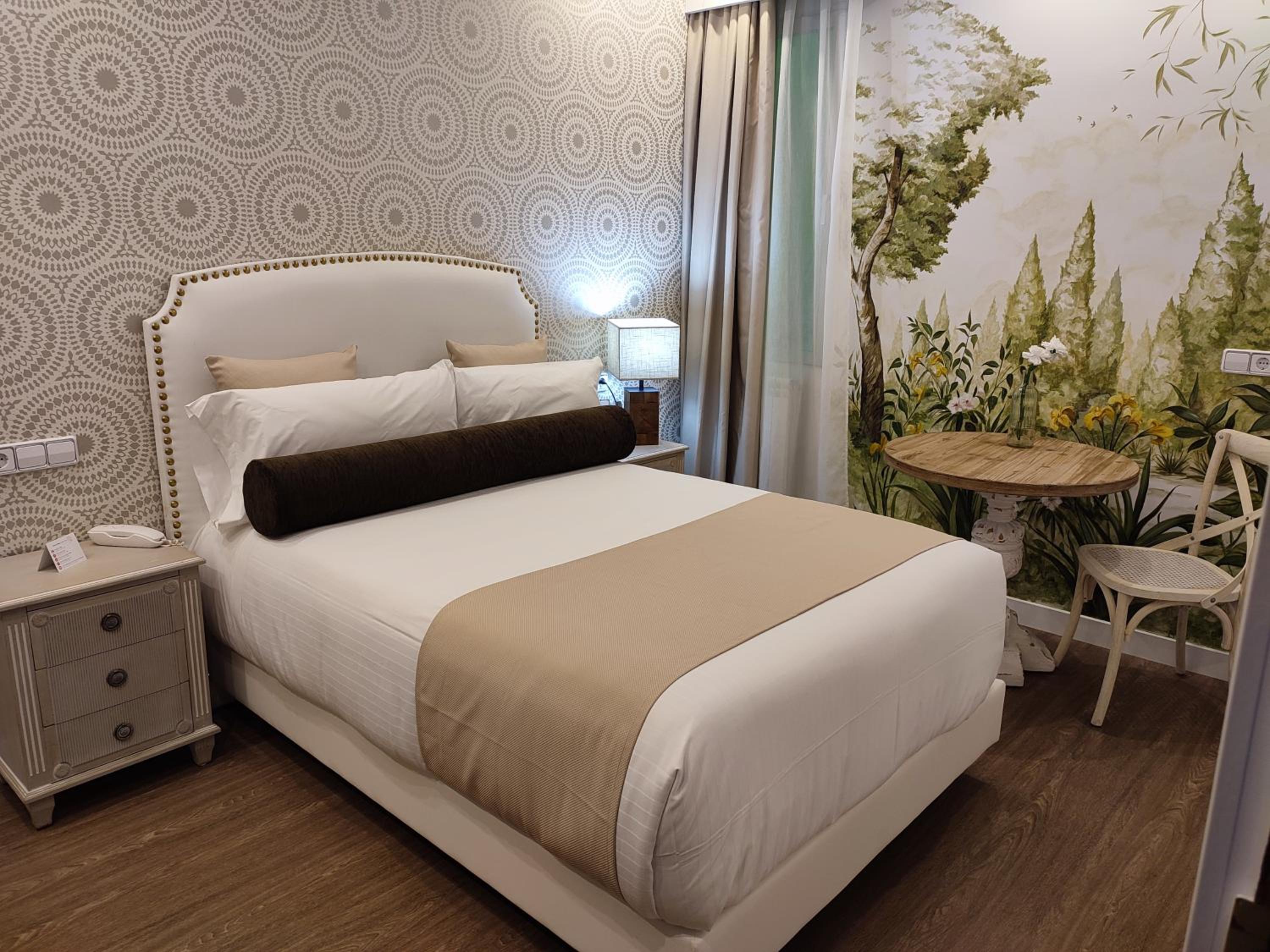 Single Room - Photo 9