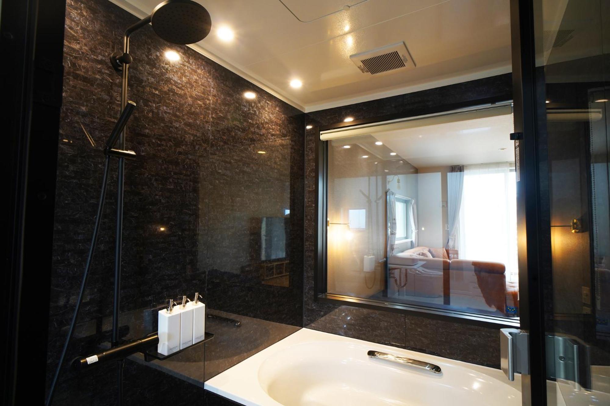 Deluxe Triple Room photo 2