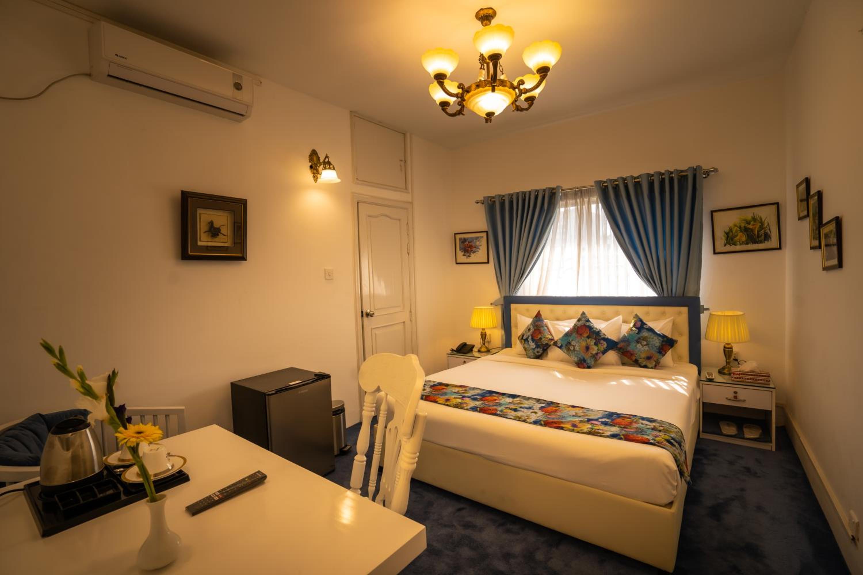 Budget Double Room photo 1