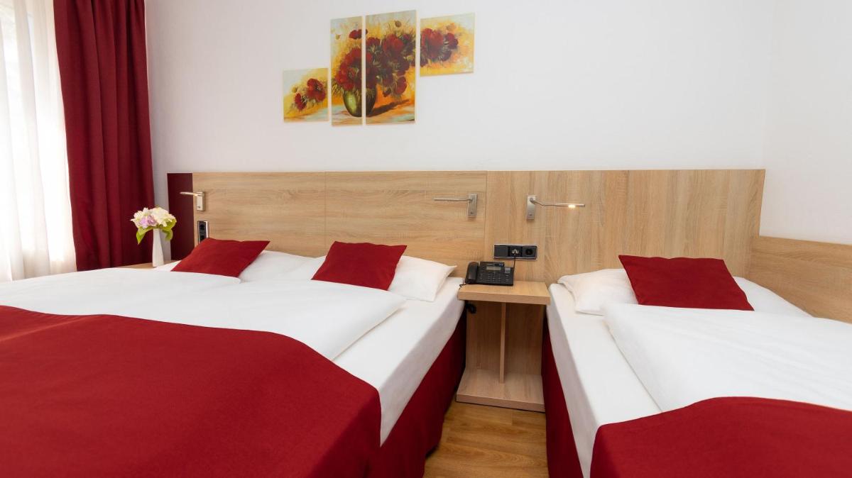 Comfort Triple Room photo 2
