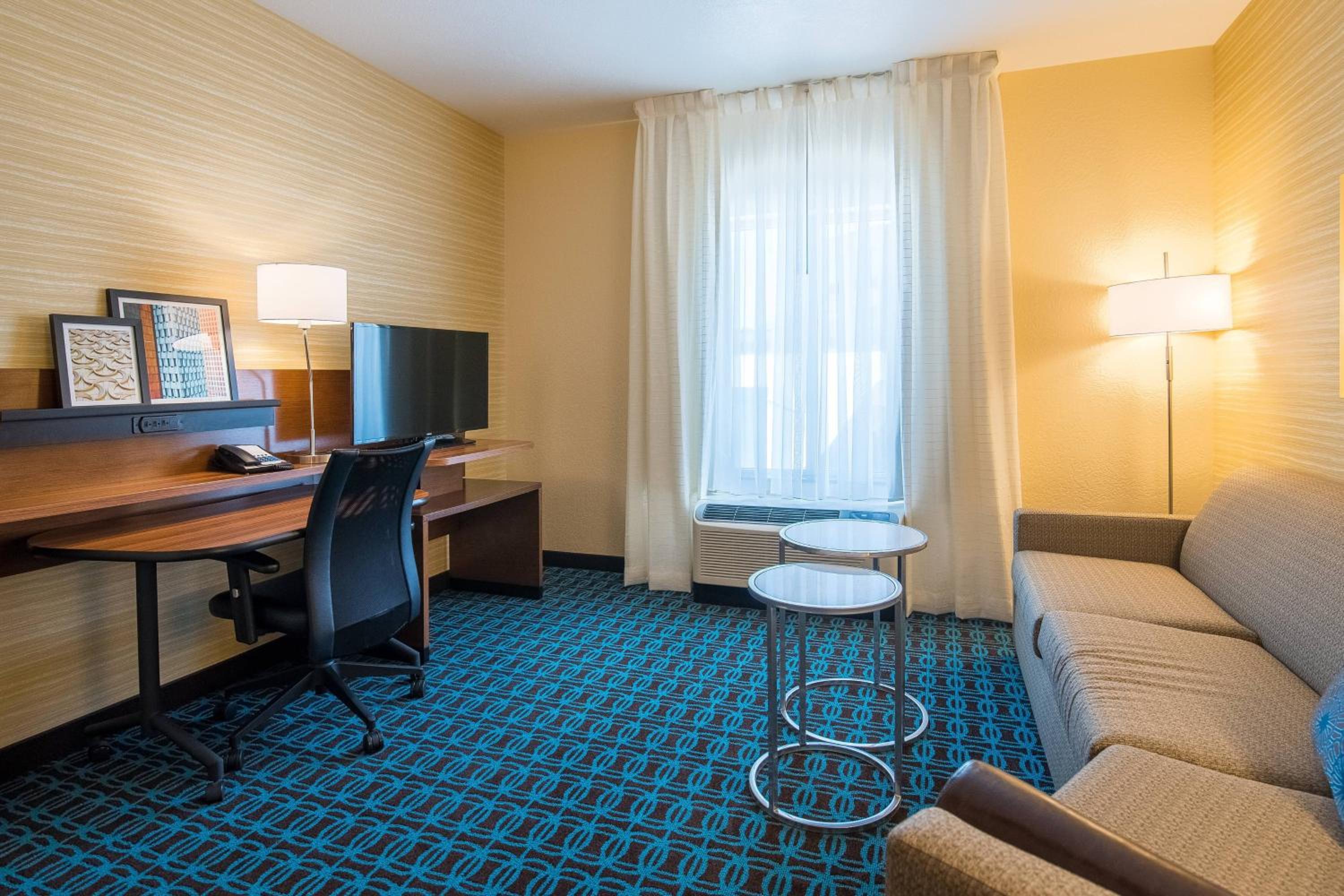 King Suite with Sofa Bed and Roll-in Shower - Mobility Accessible