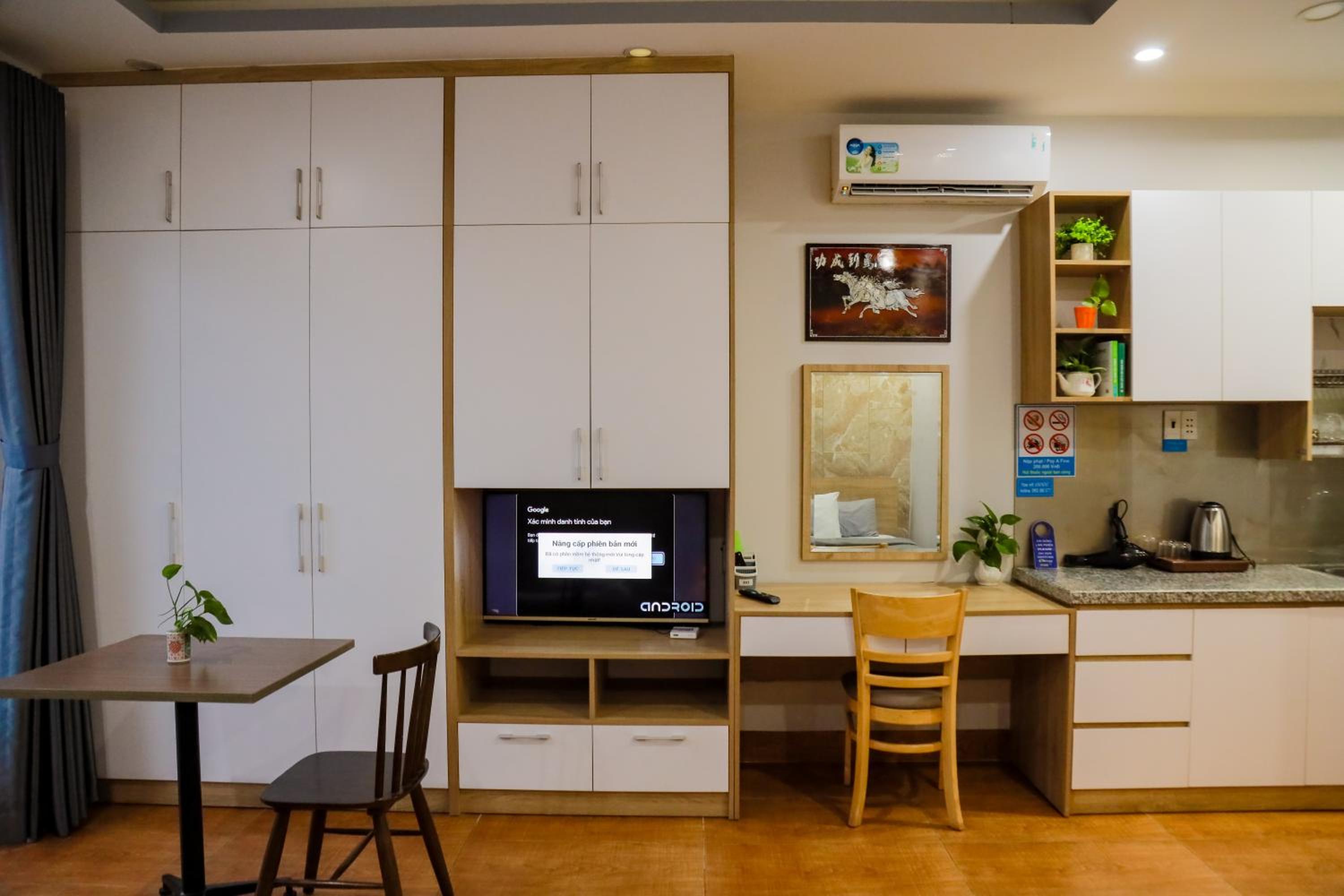 Twin Room with Balcony photo 2