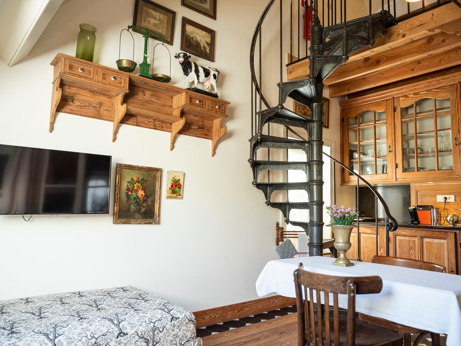 Double Room with Extra Bed - Photo 18