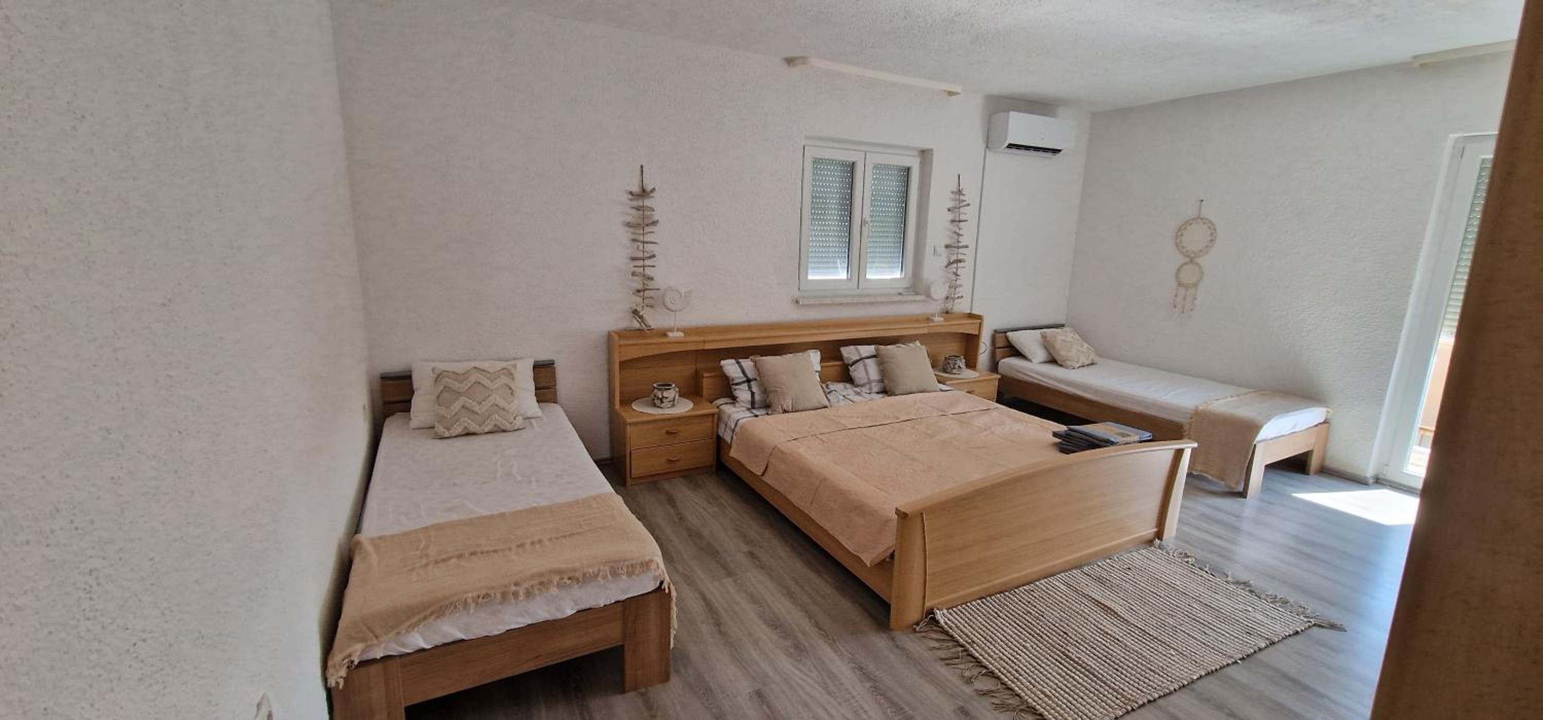 Classic Quadruple Room