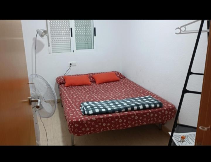 One-Bedroom Apartment photo 3
