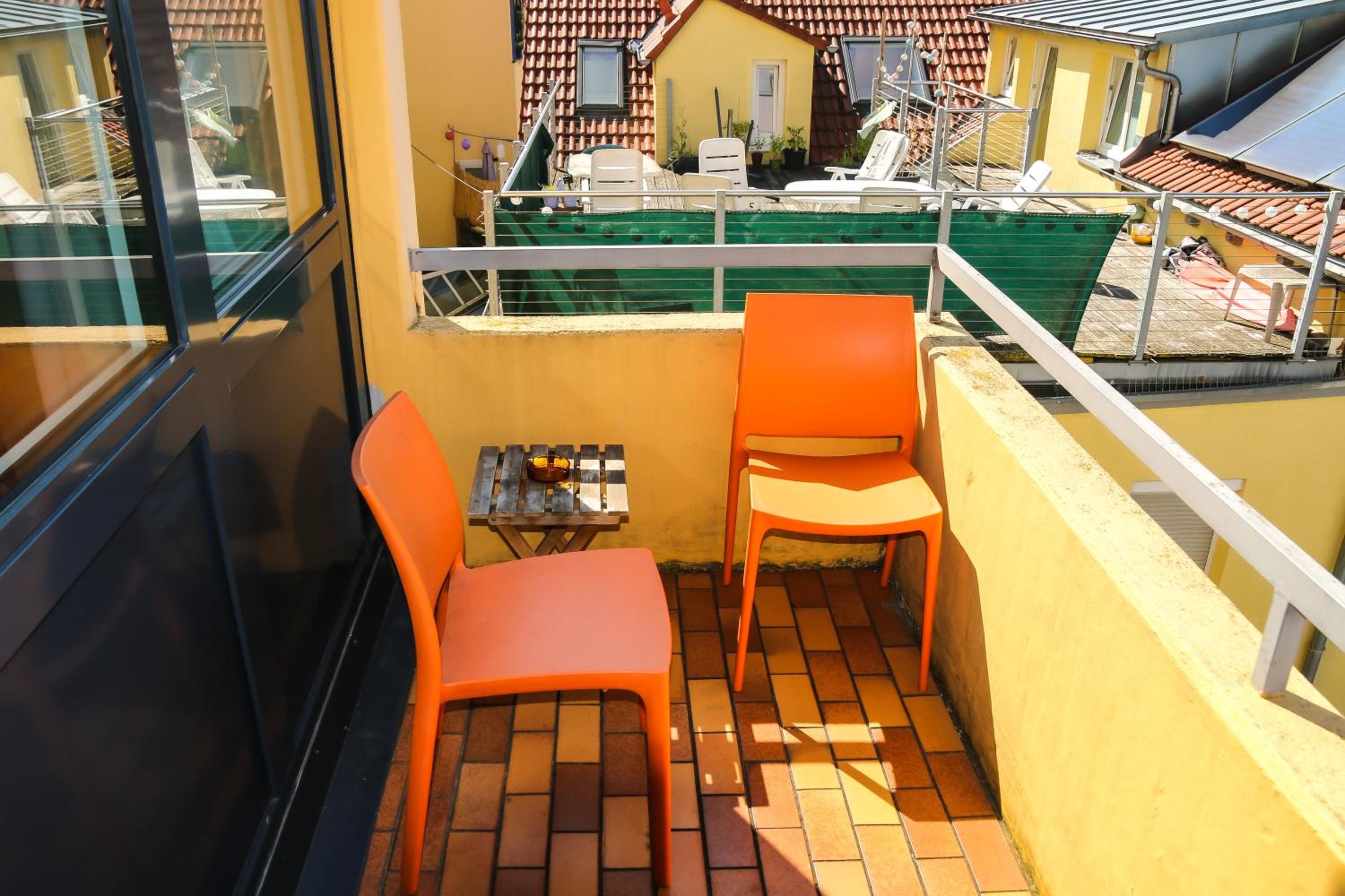 Double Room with Balcony - Photo 2
