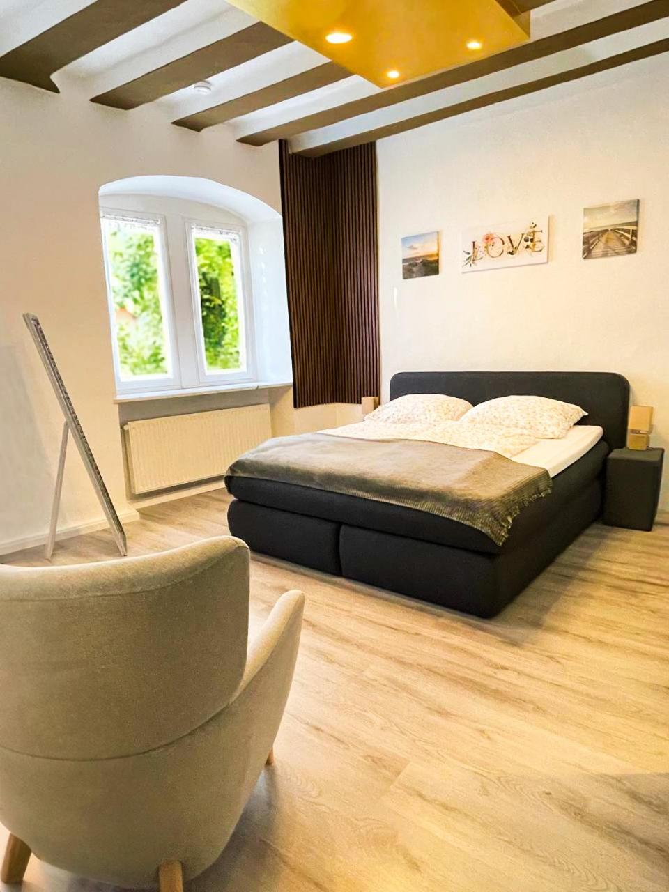 Double Room with Private Bathroom photo 1