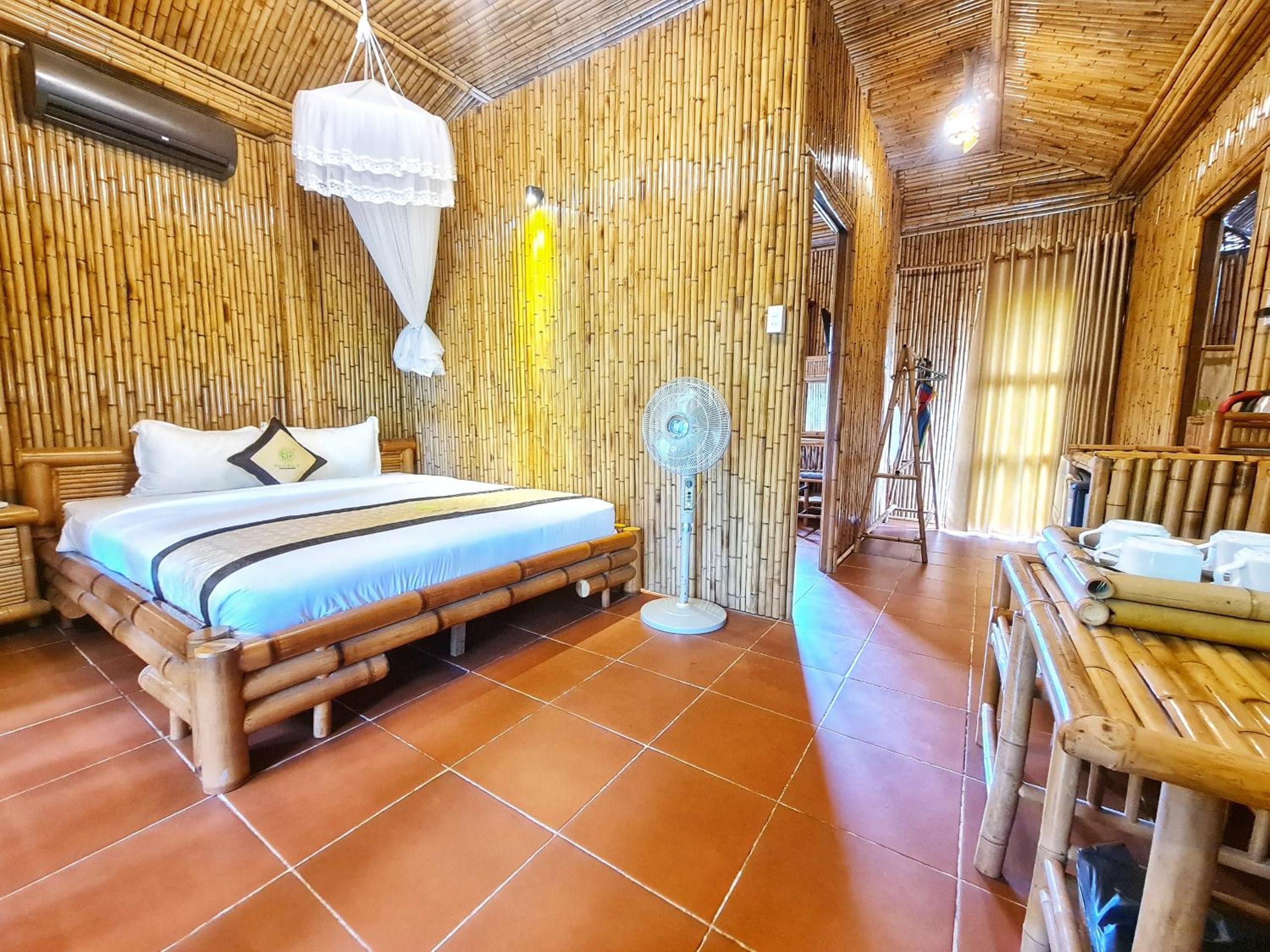Superior Bungalow