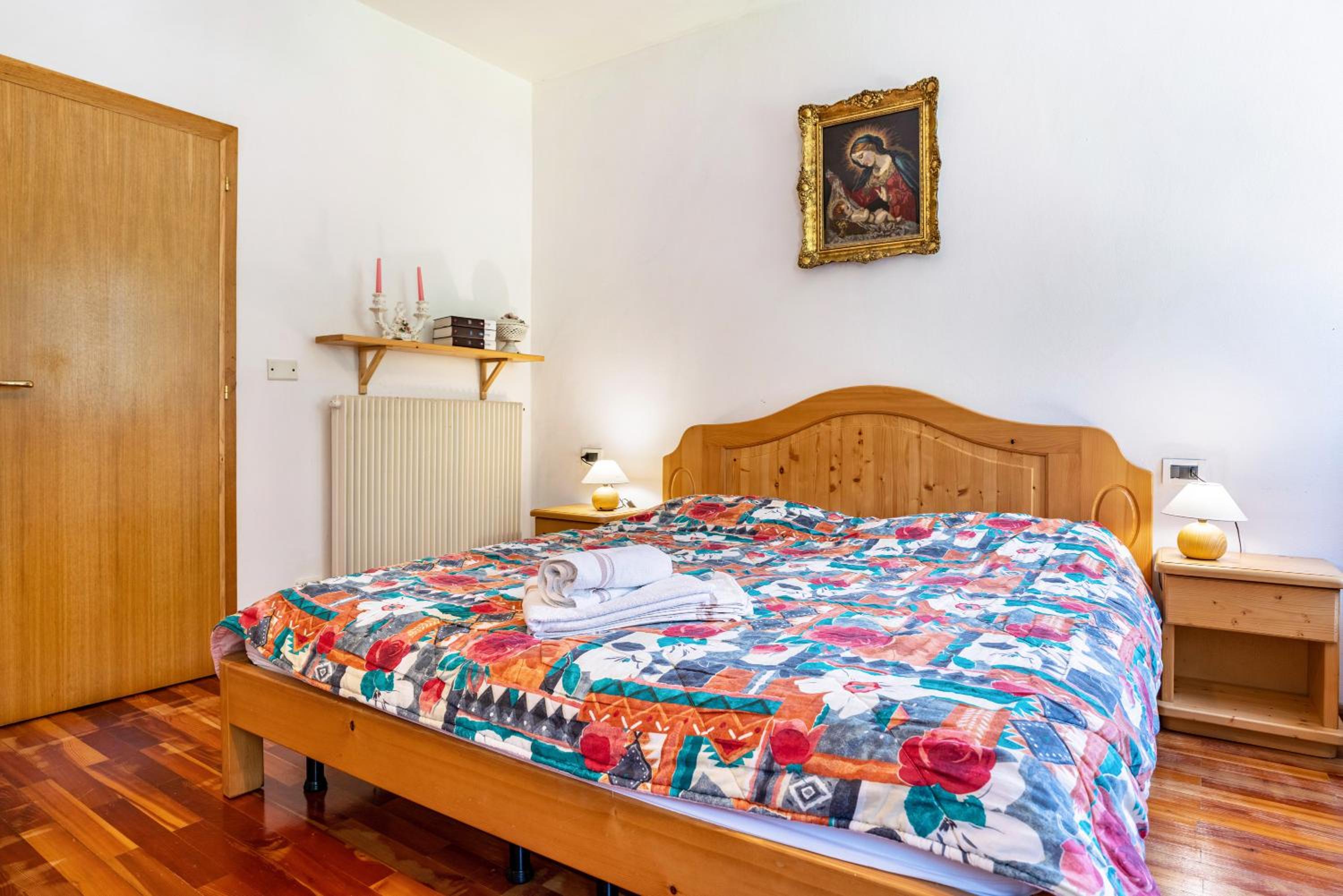 Two-Bedroom Deluxe Apartment with Garden View photo 2