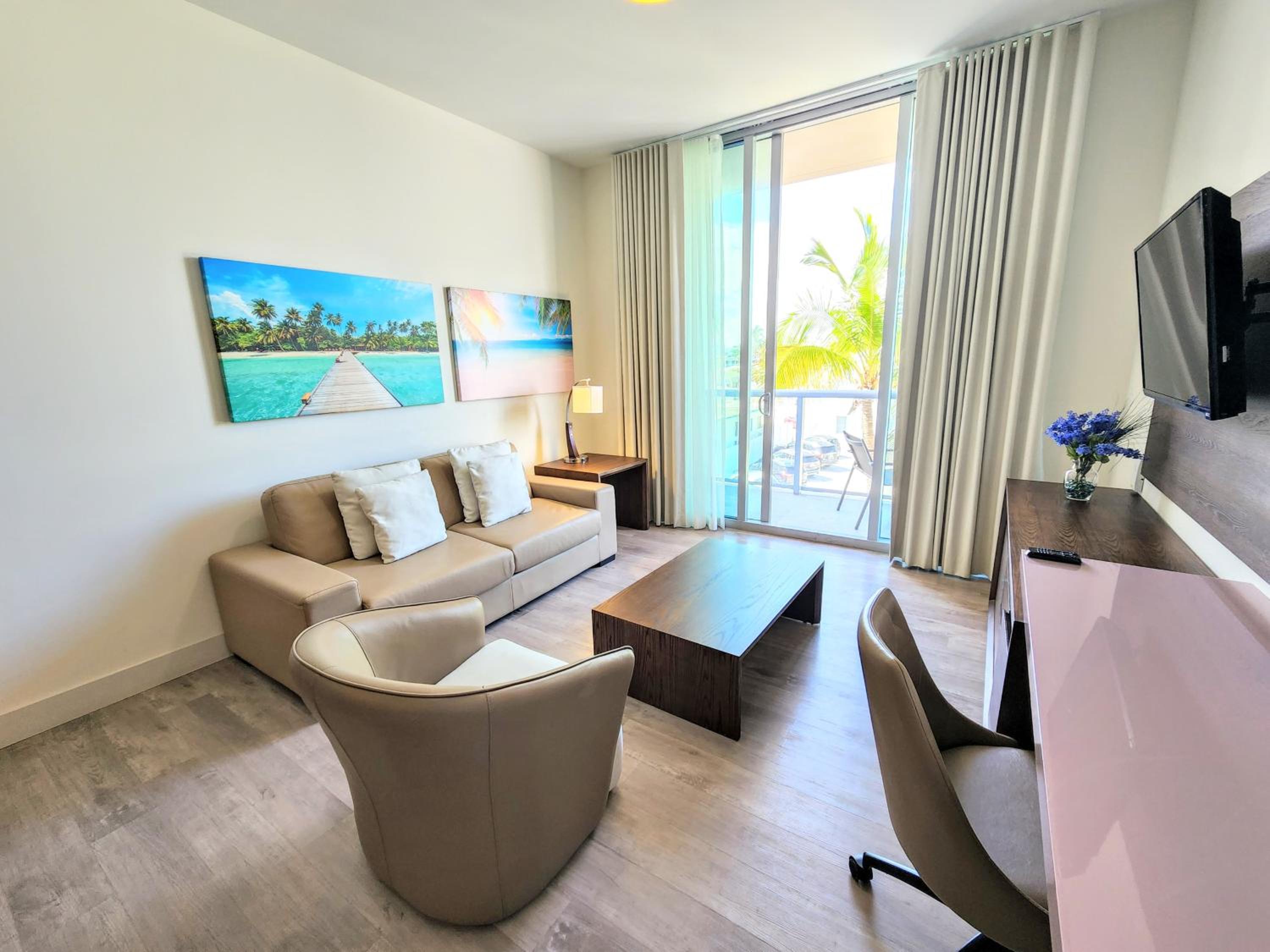 Apartment with Balcony