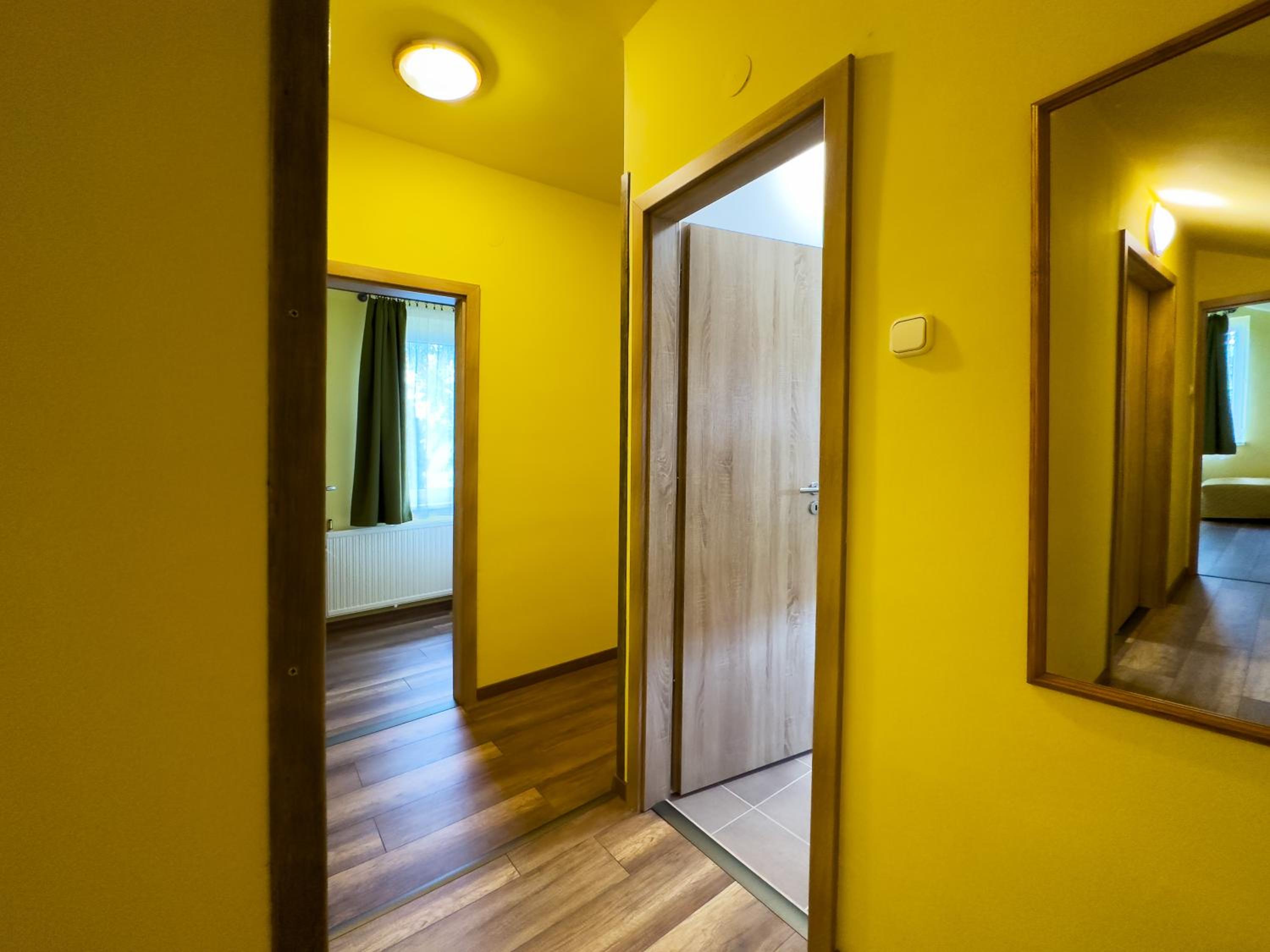 Family Room - Photo 13