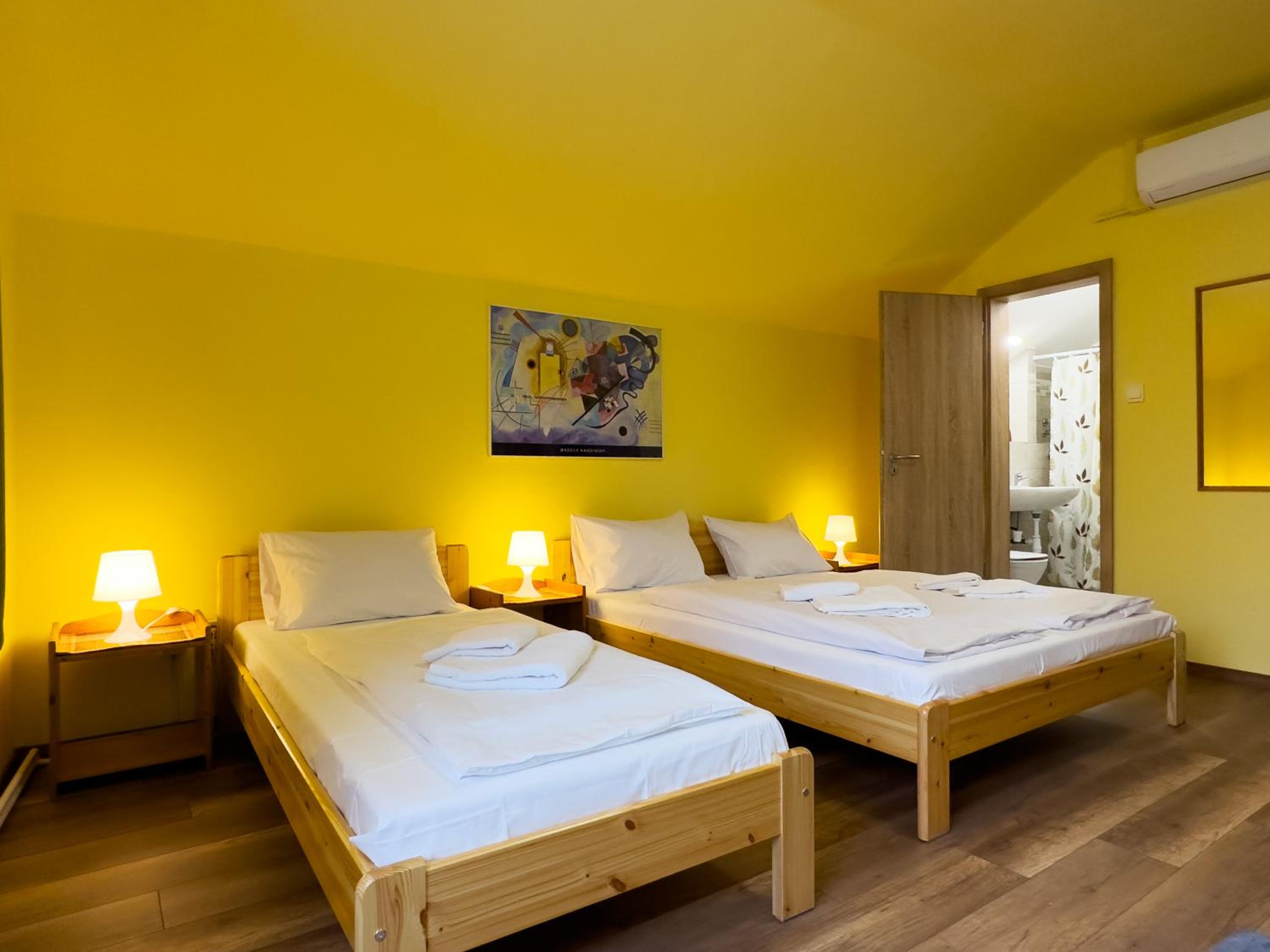 Triple Room - Photo 3