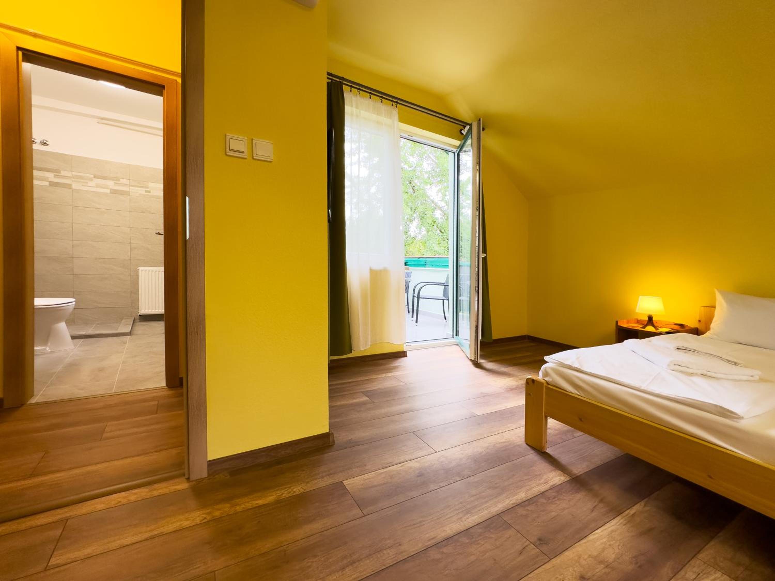 Family Room with Terrace - Photo 9