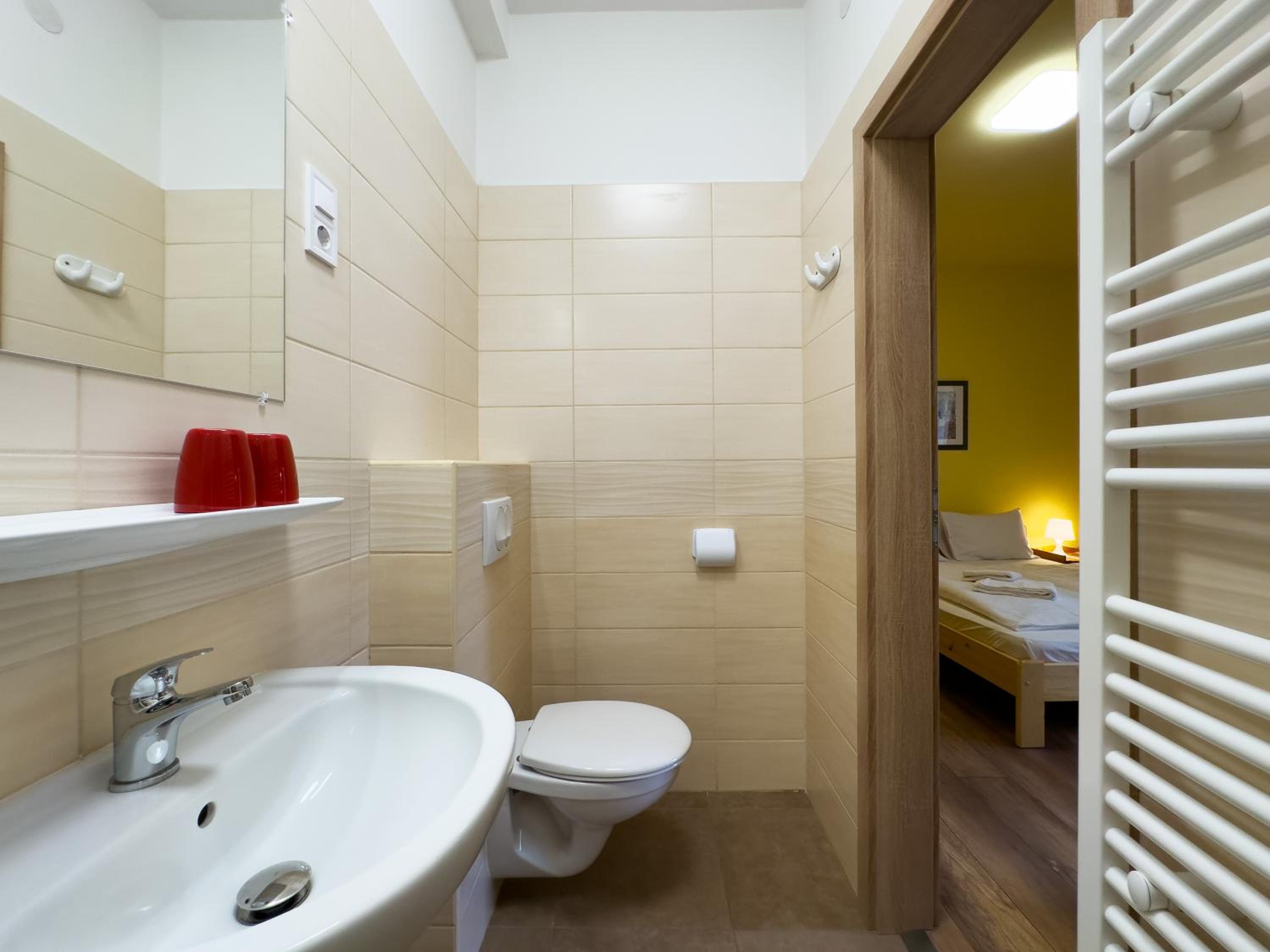 Twin Room with Garden View - Photo 5
