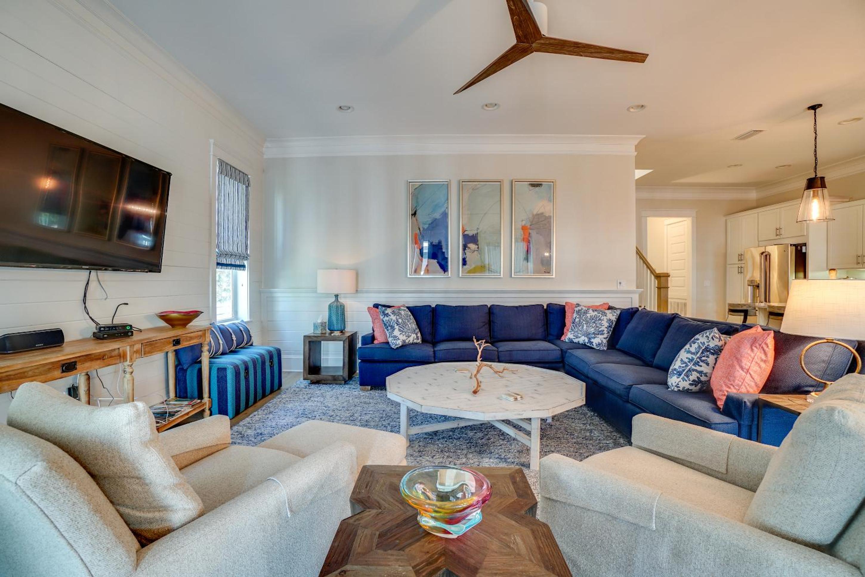Three-Bedroom House photo 1