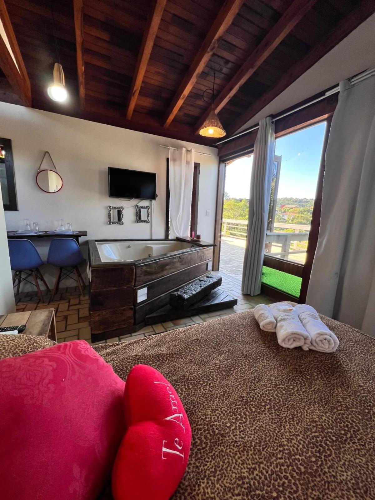 Suite with Hot Tub - Photo 20