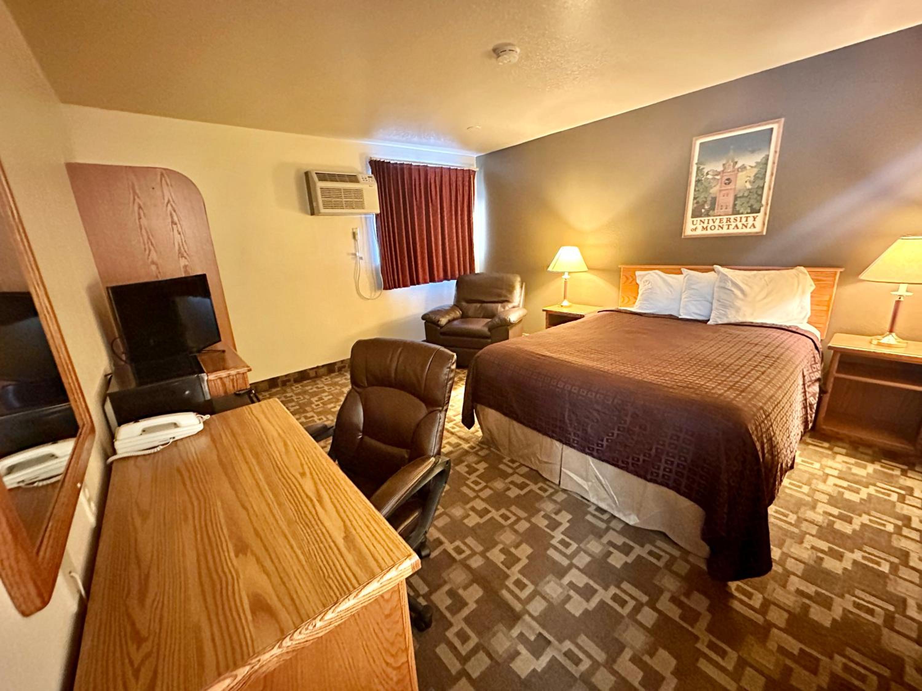 Queen Room