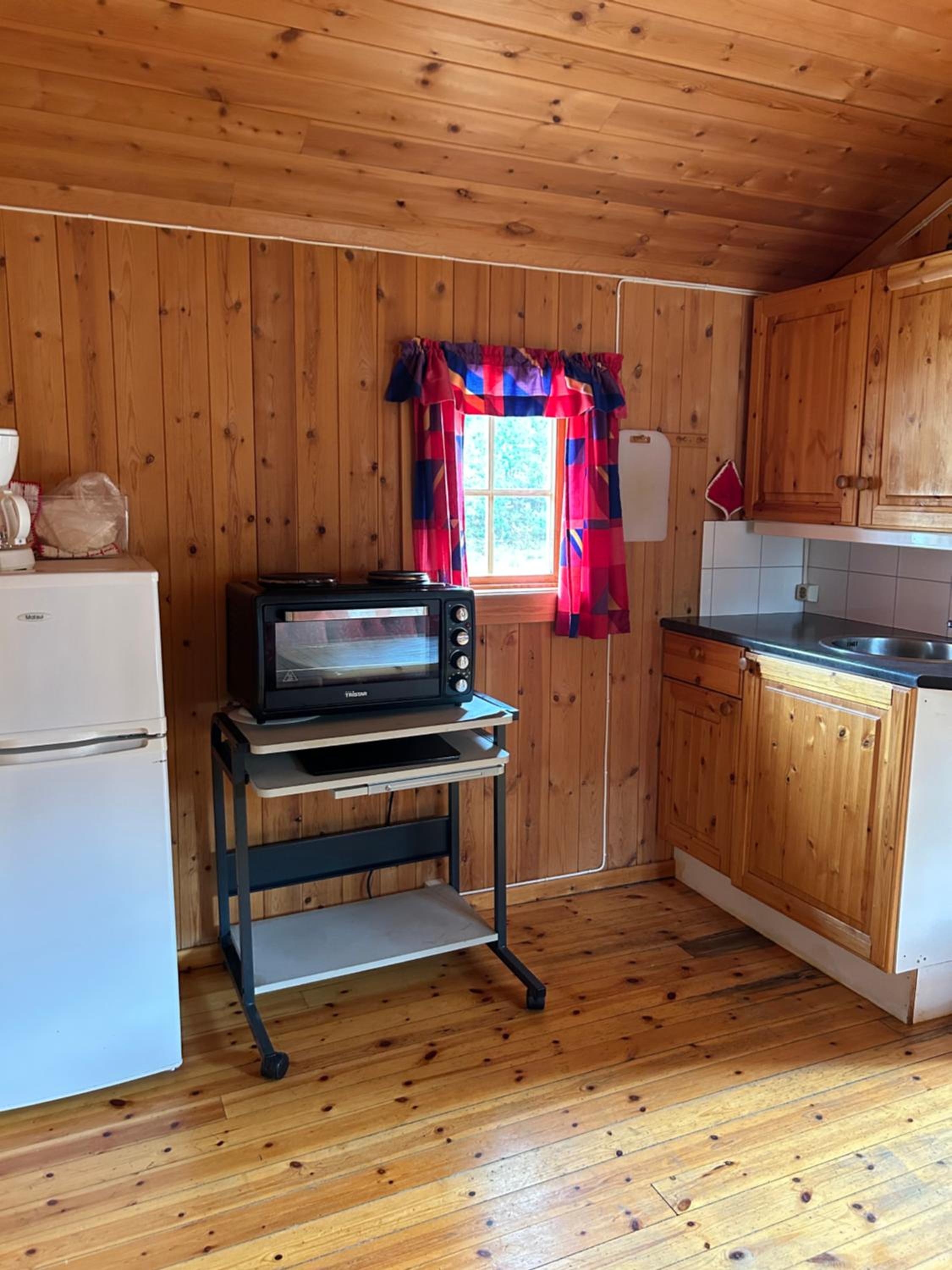 Two-Bedroom Cottage photo 3