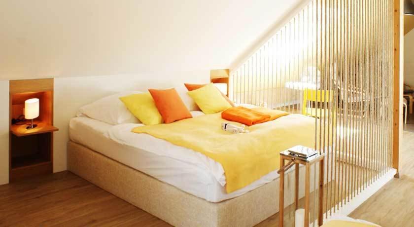 Duplex Suite - Photo 1