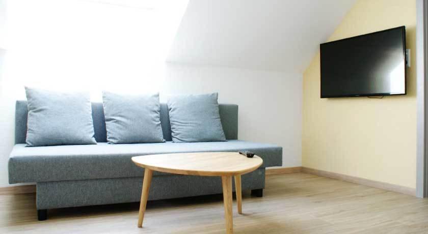 Duplex Suite - Photo 4