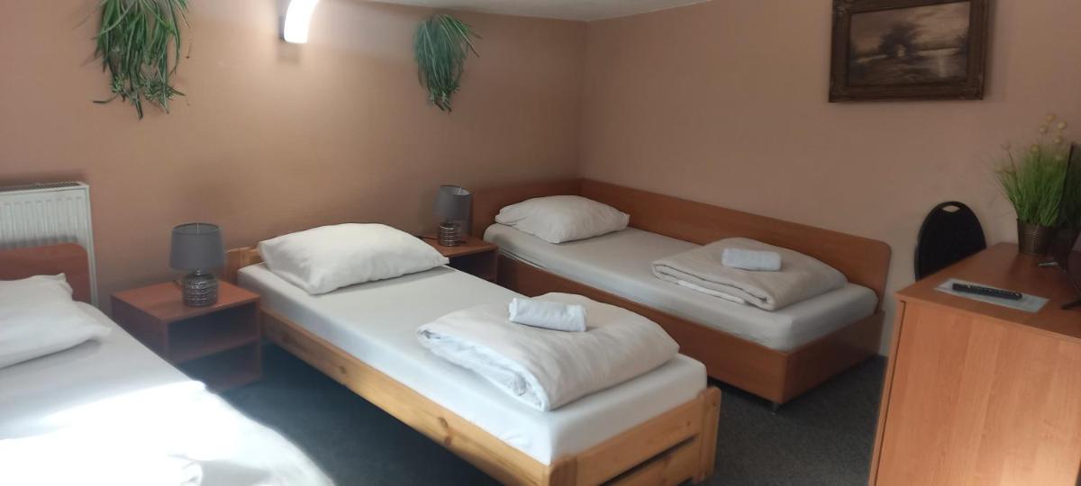 Triple Room - Photo 3