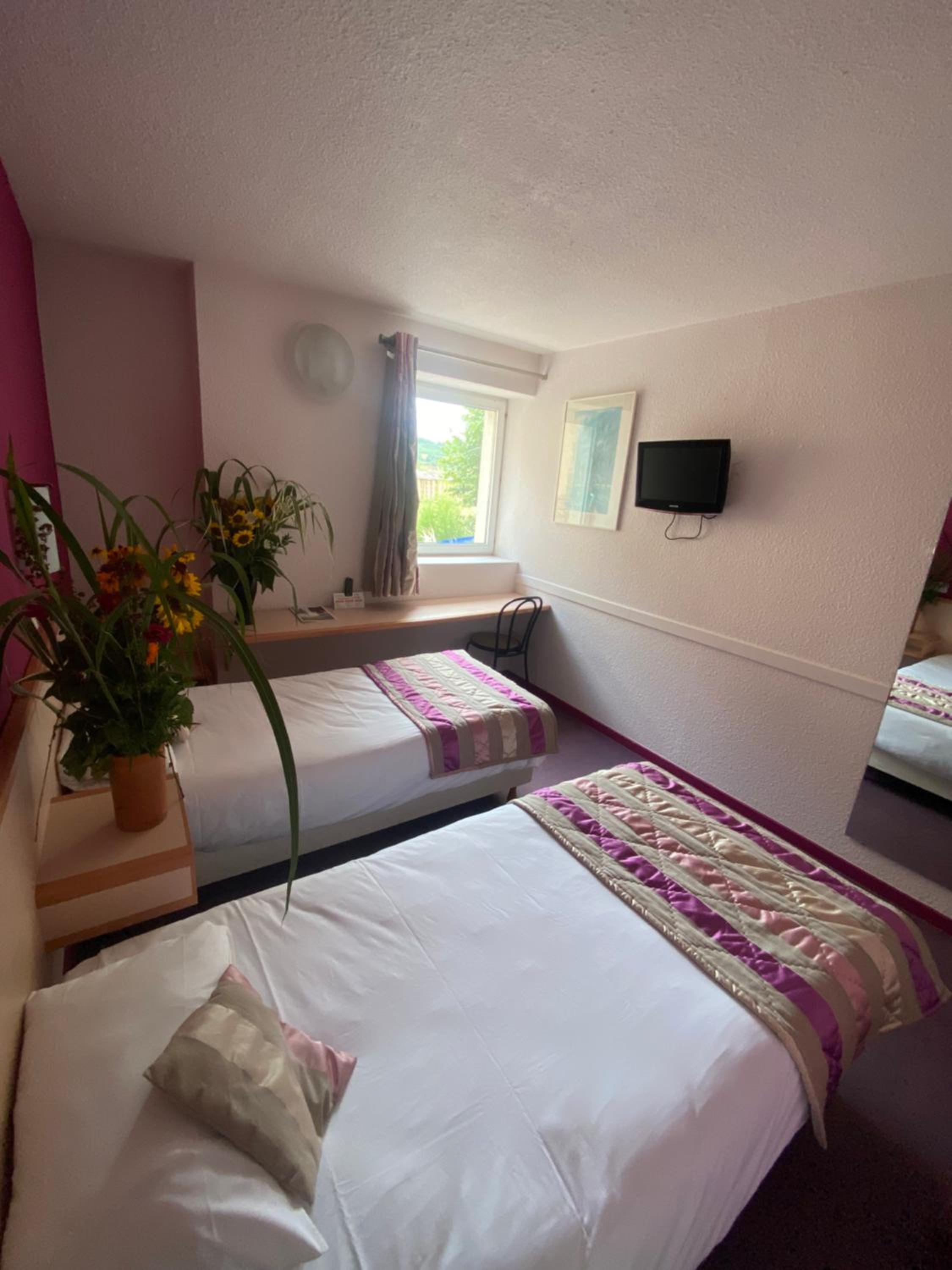 Standard Single Room photo 2