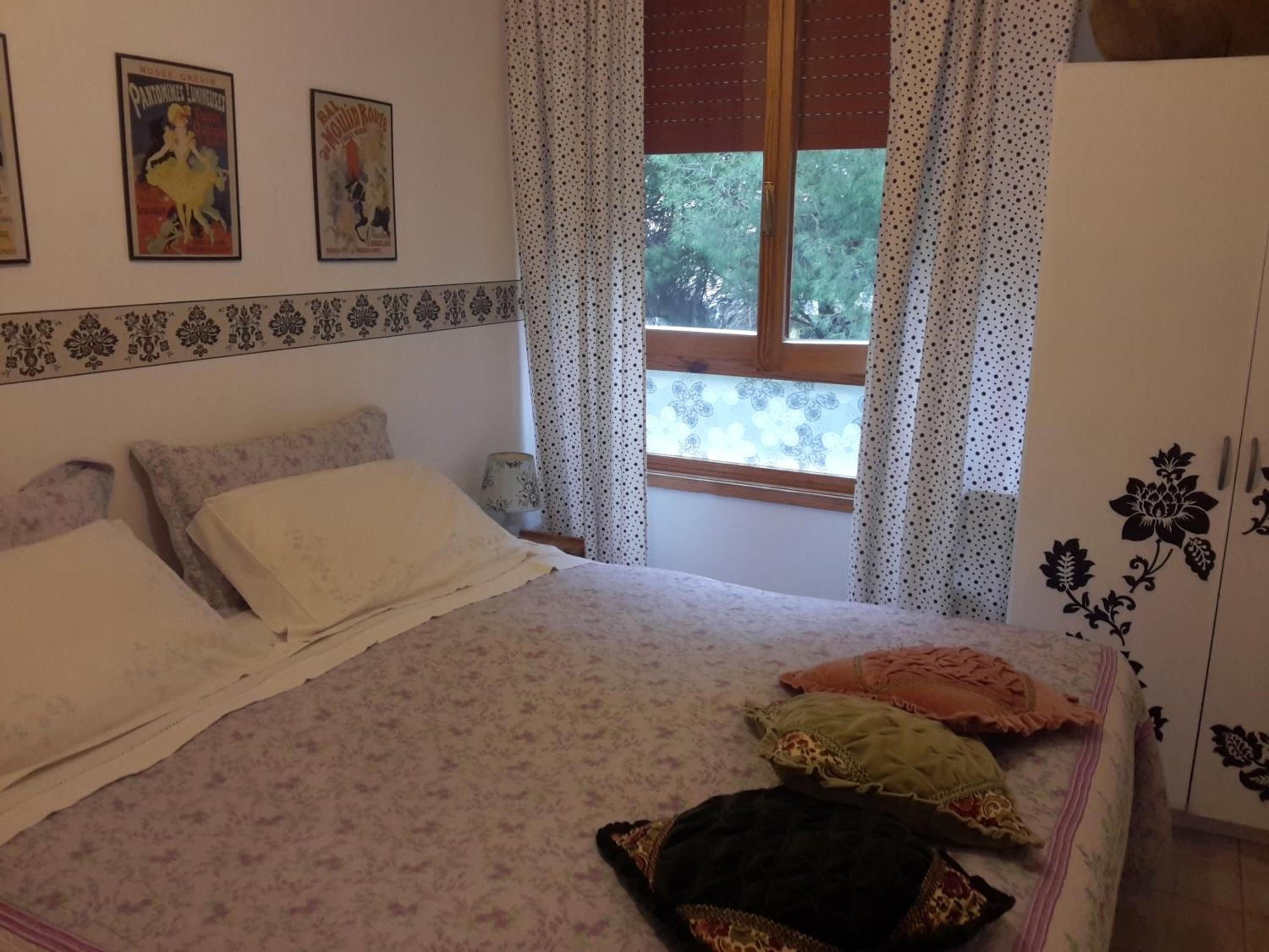 Triple Room with Shared Bathroom