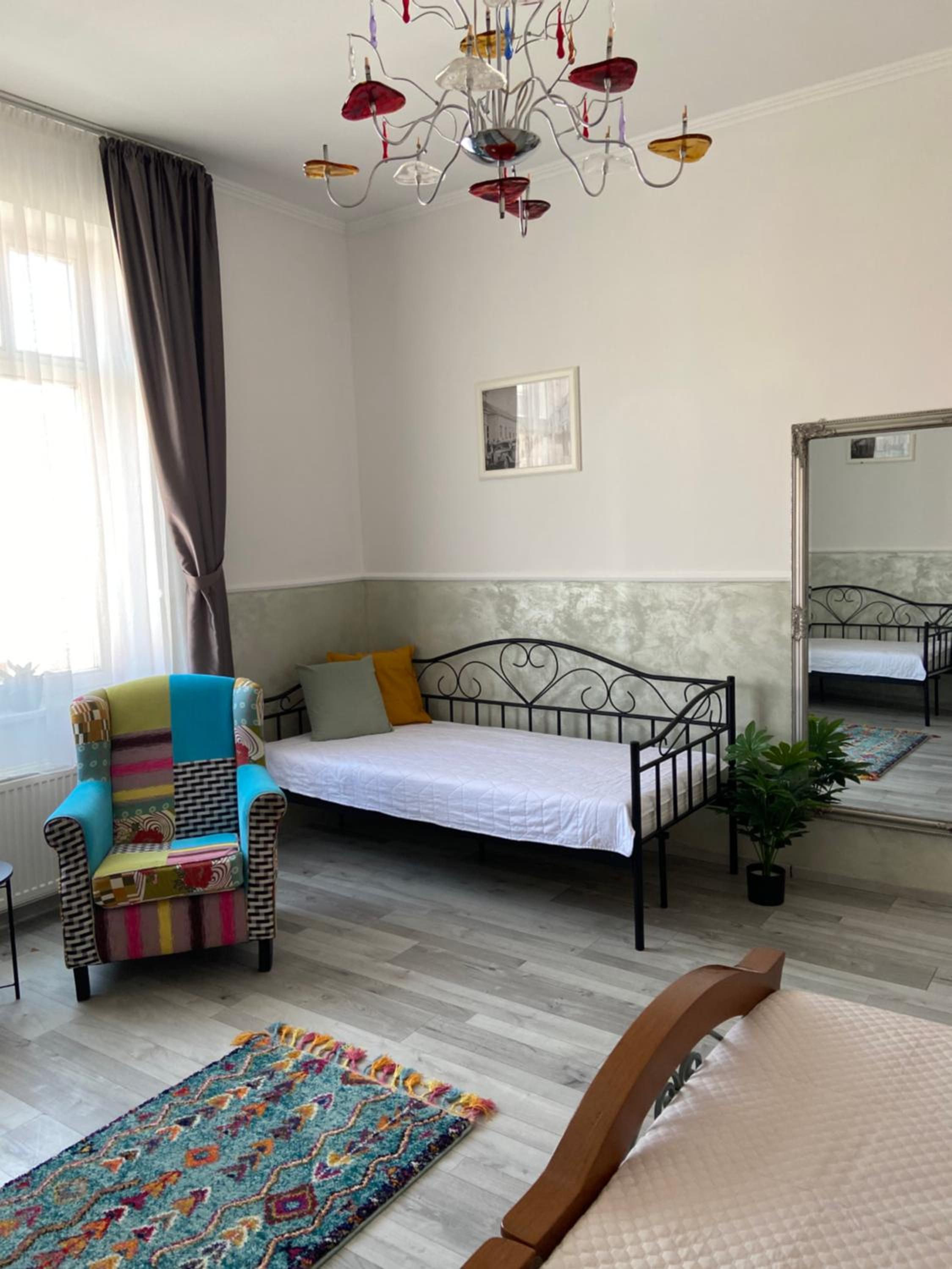 Deluxe Family Room photo 3