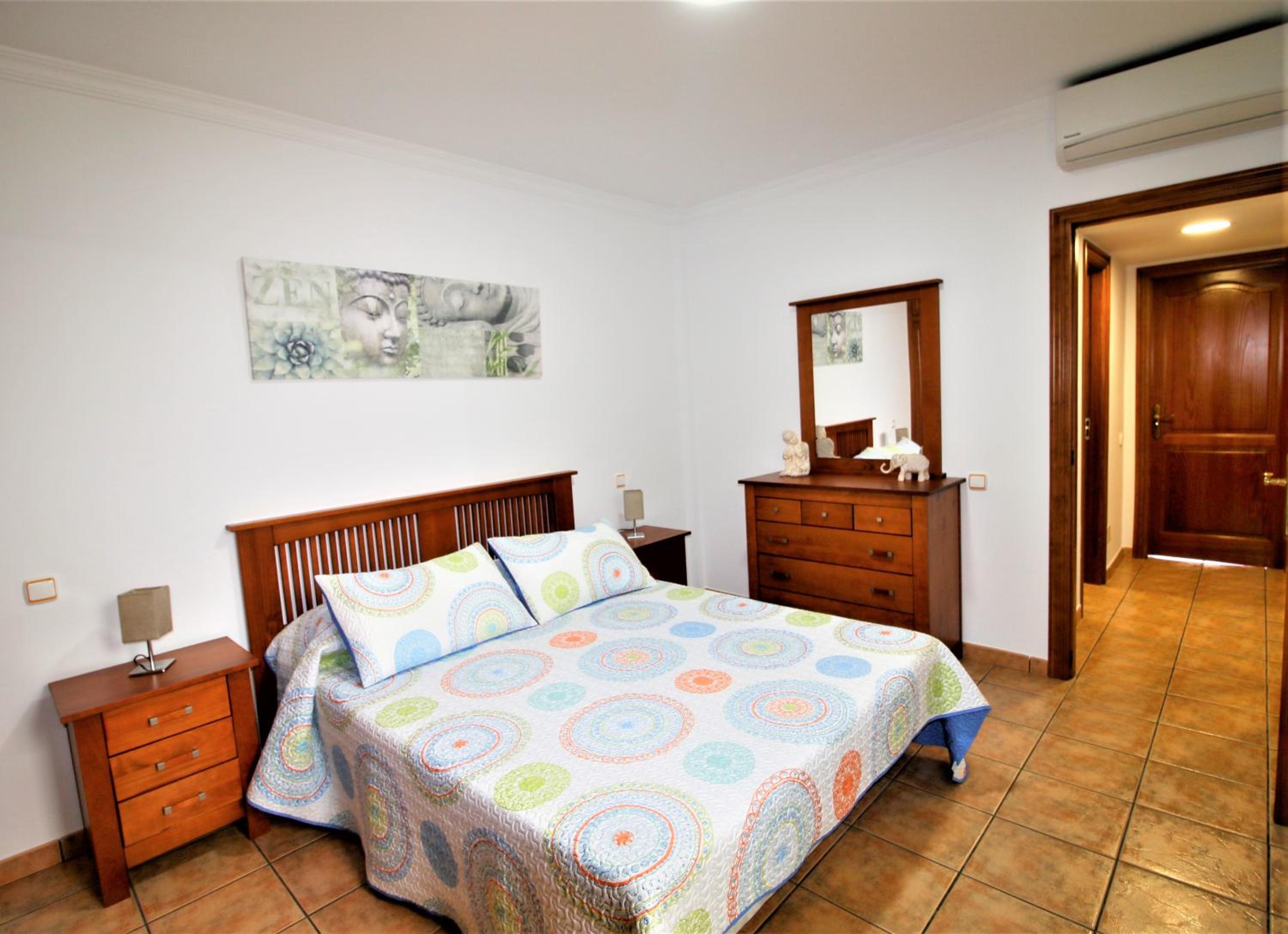 Two-Bedroom Apartment with Terrace and Sea View photo 2