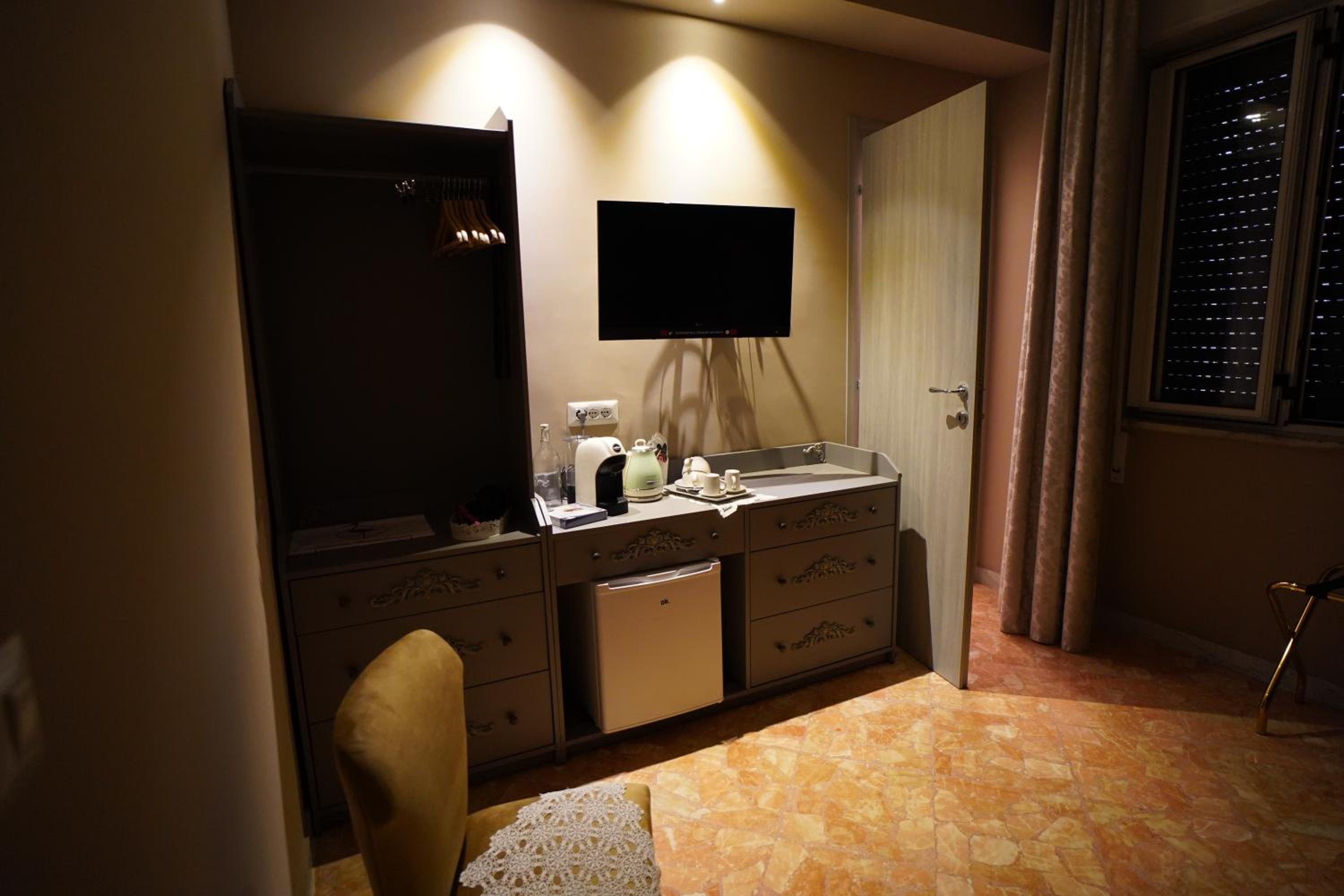 Double Room with Private Bathroom