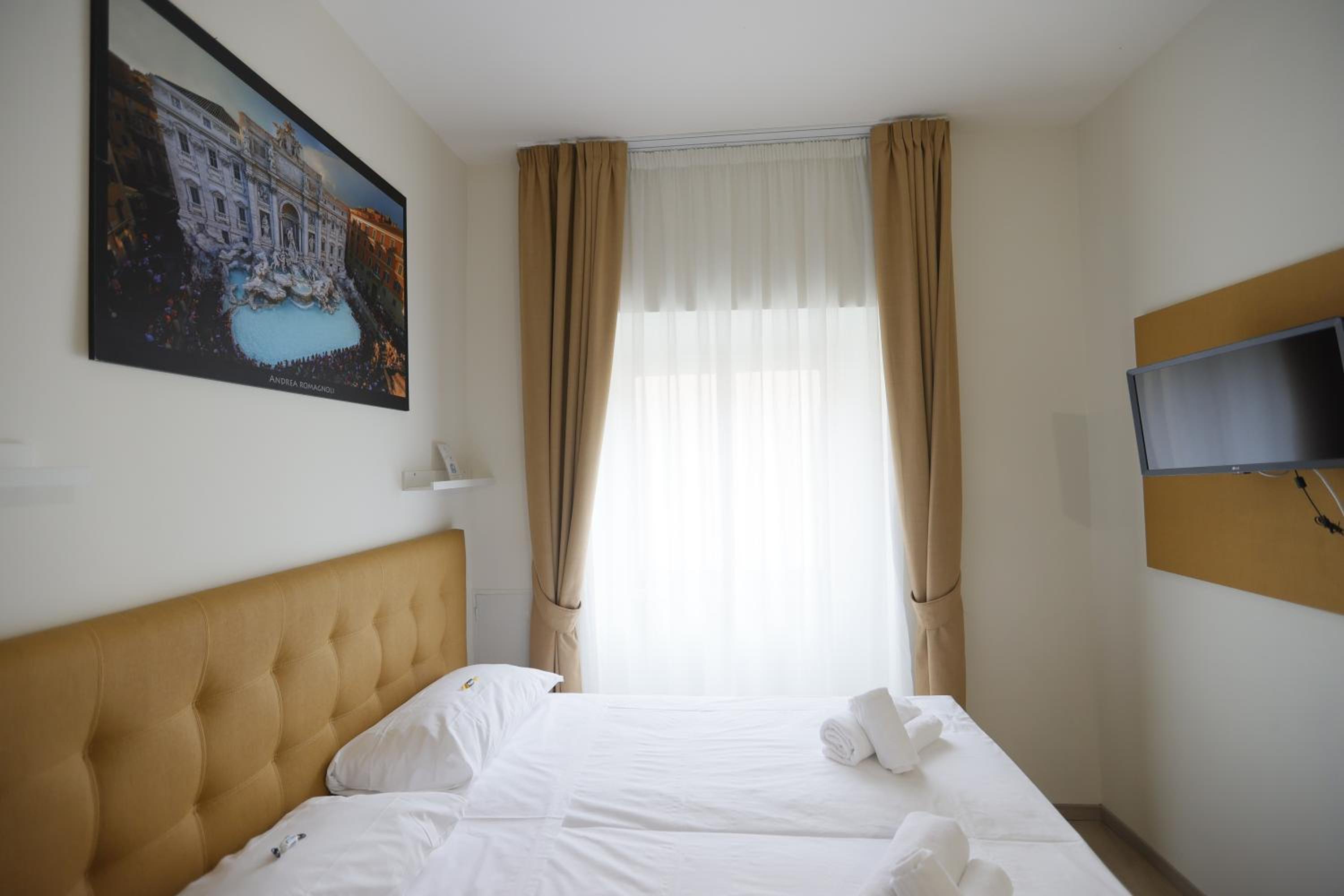 Suite with City View photo 2