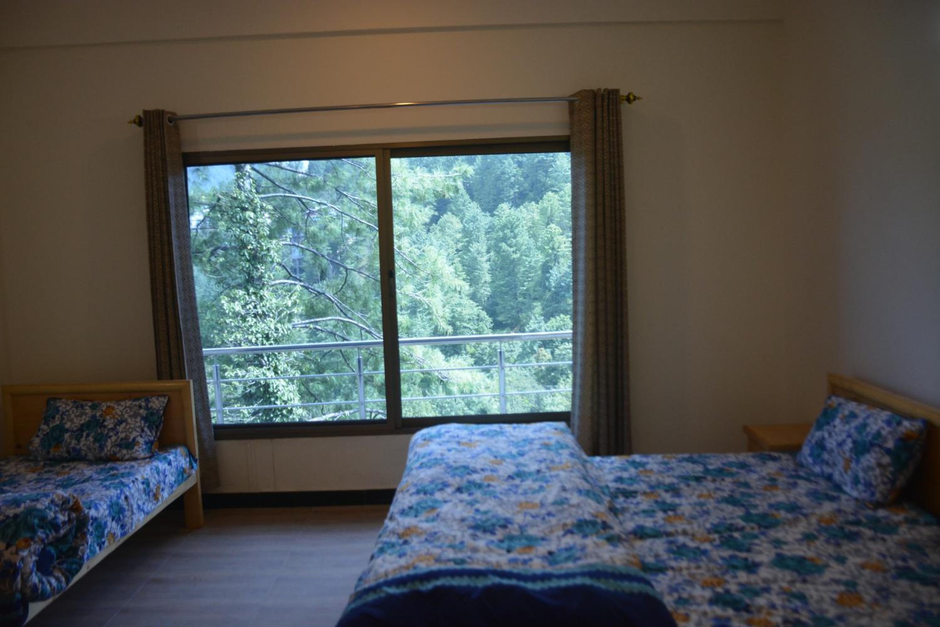Superior Triple Room photo 3