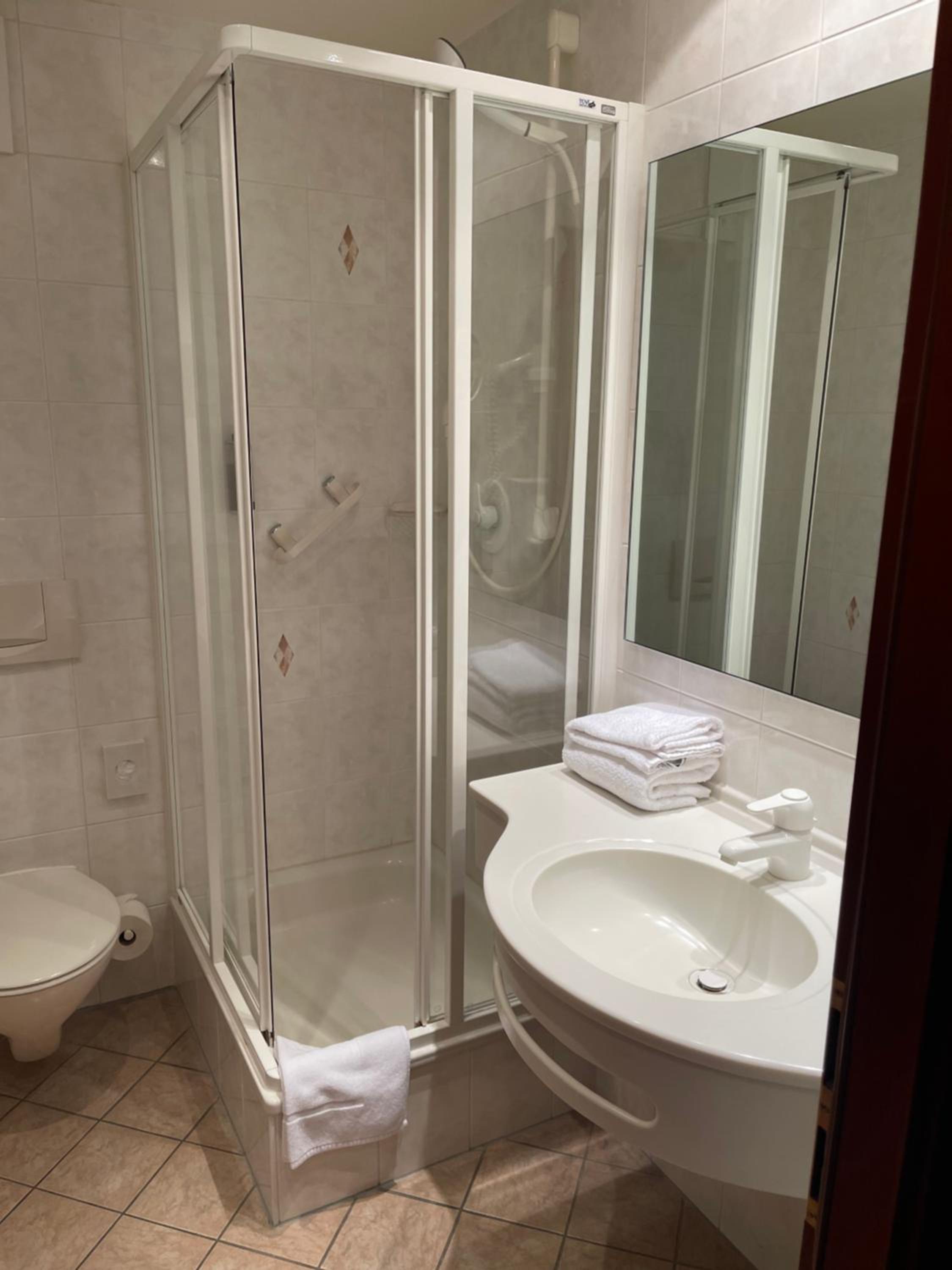 Single Room photo 2