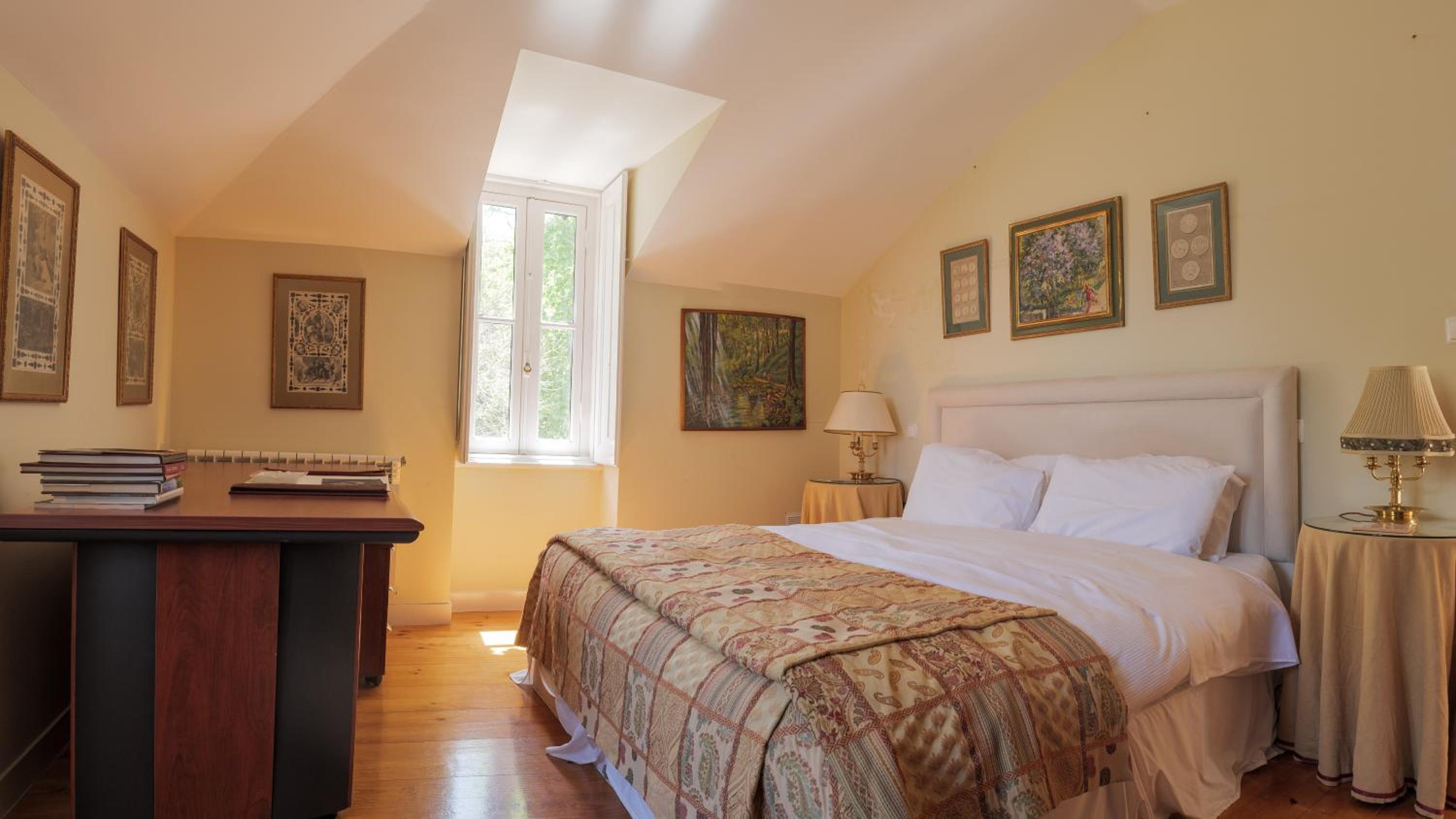 Villa - Photo 2