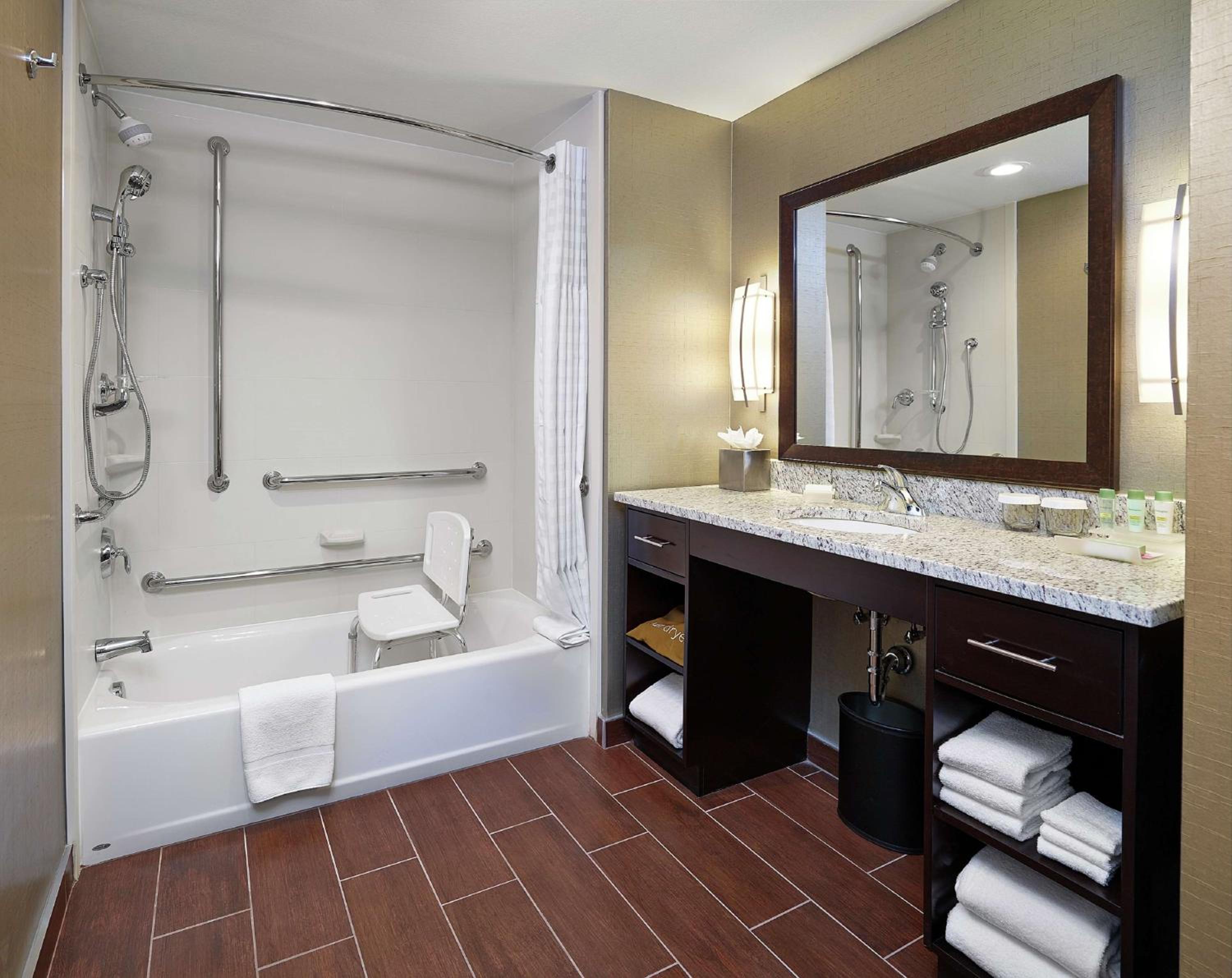 One-Bedroom Suite - Disability Access